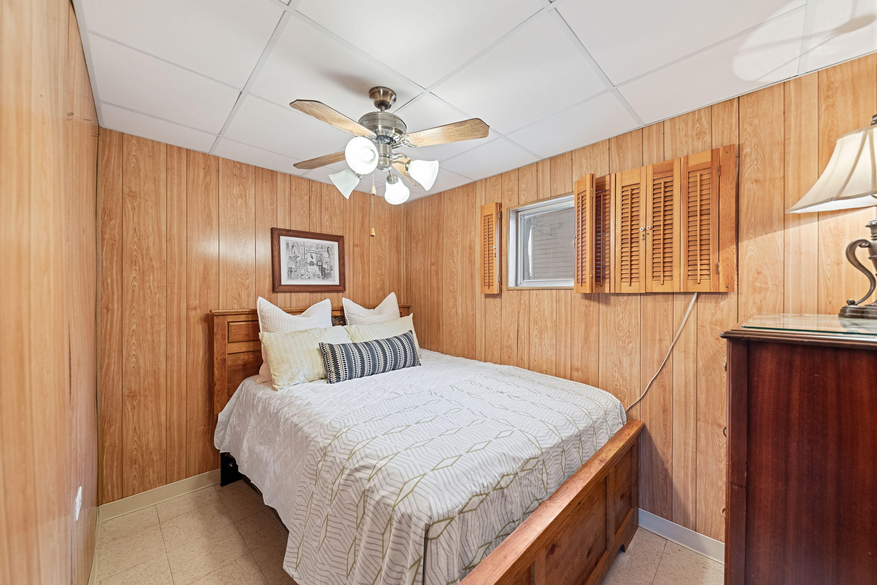 66461 Lakeshore Drive