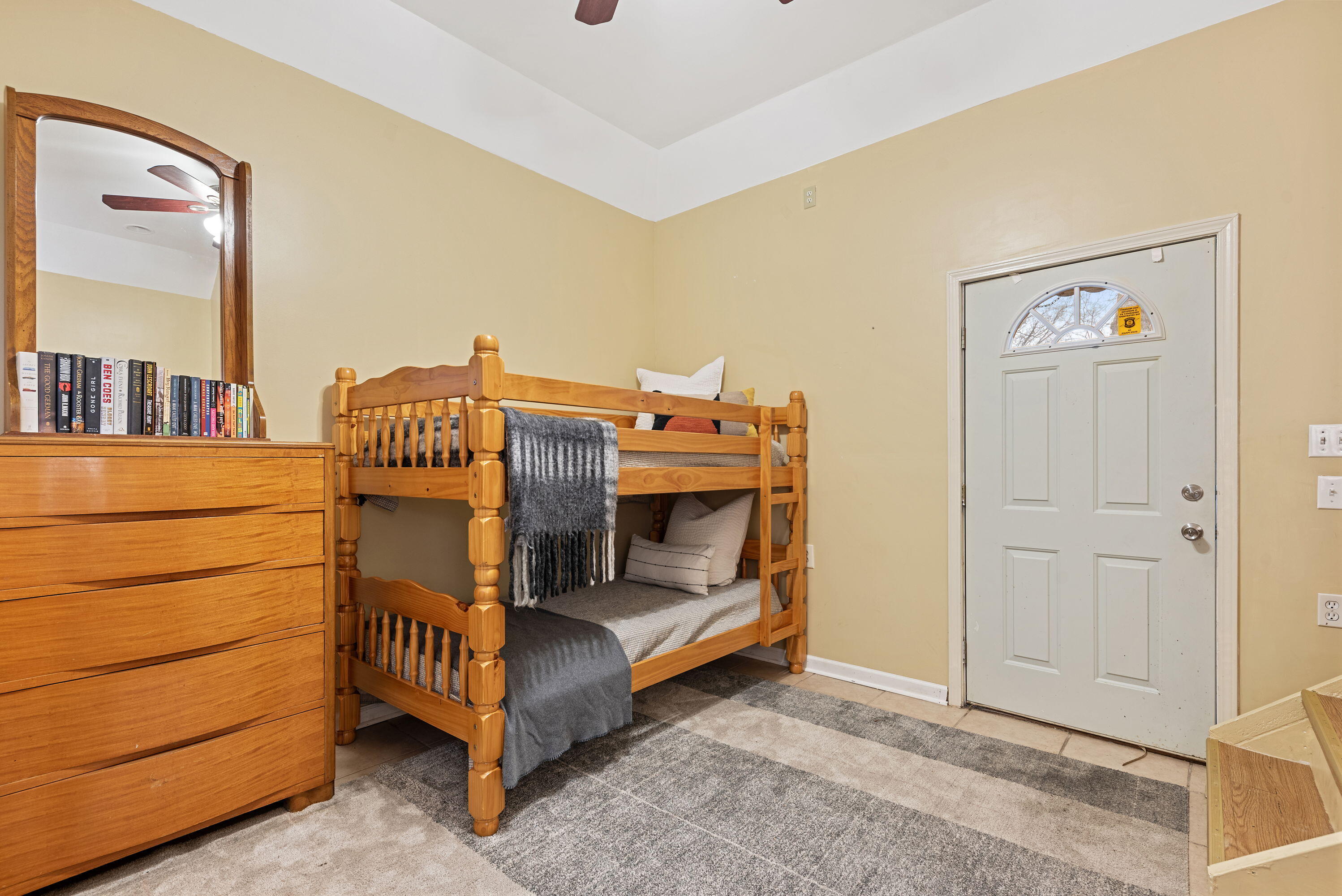 66461 Lakeshore Drive