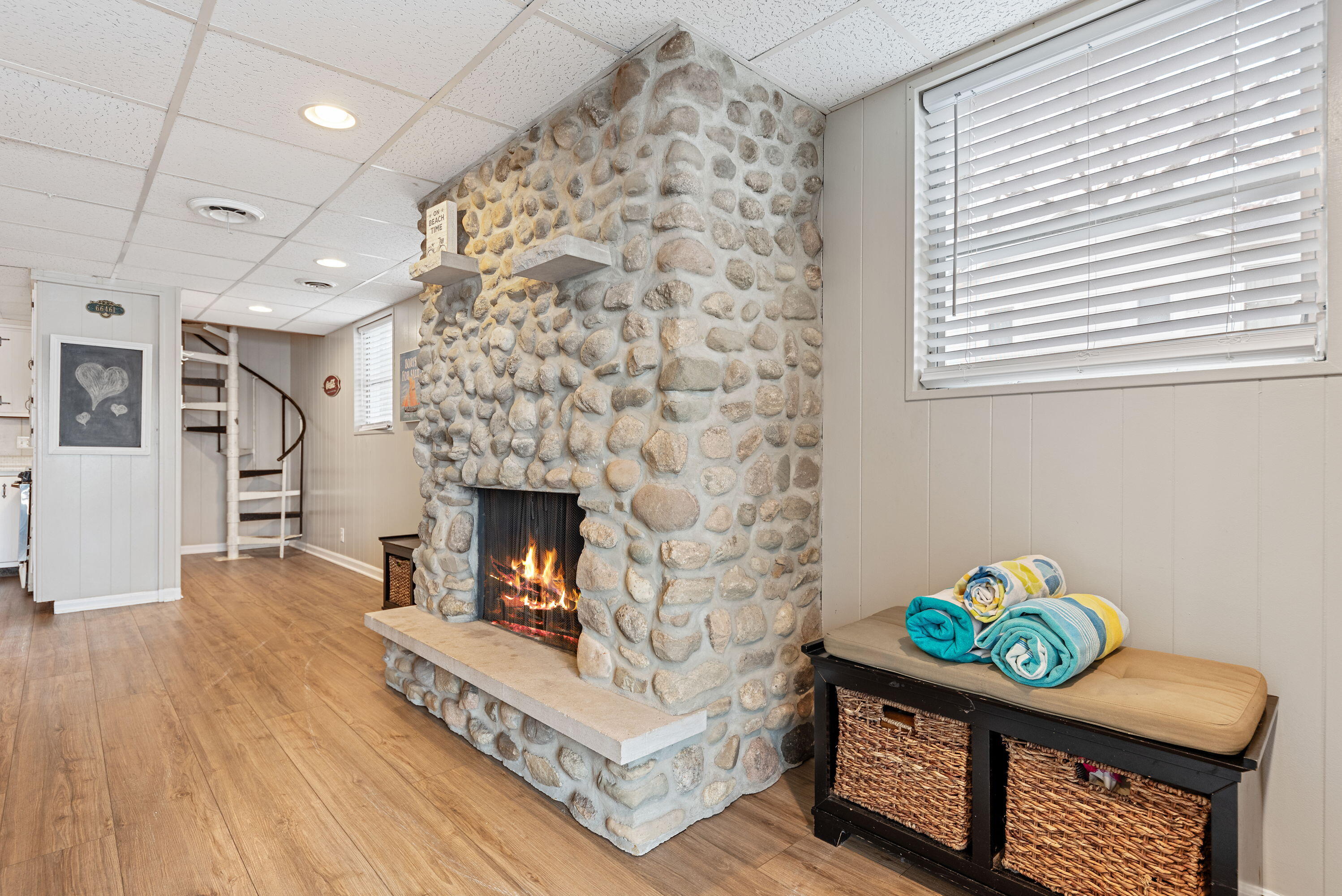 66461 Lakeshore Drive