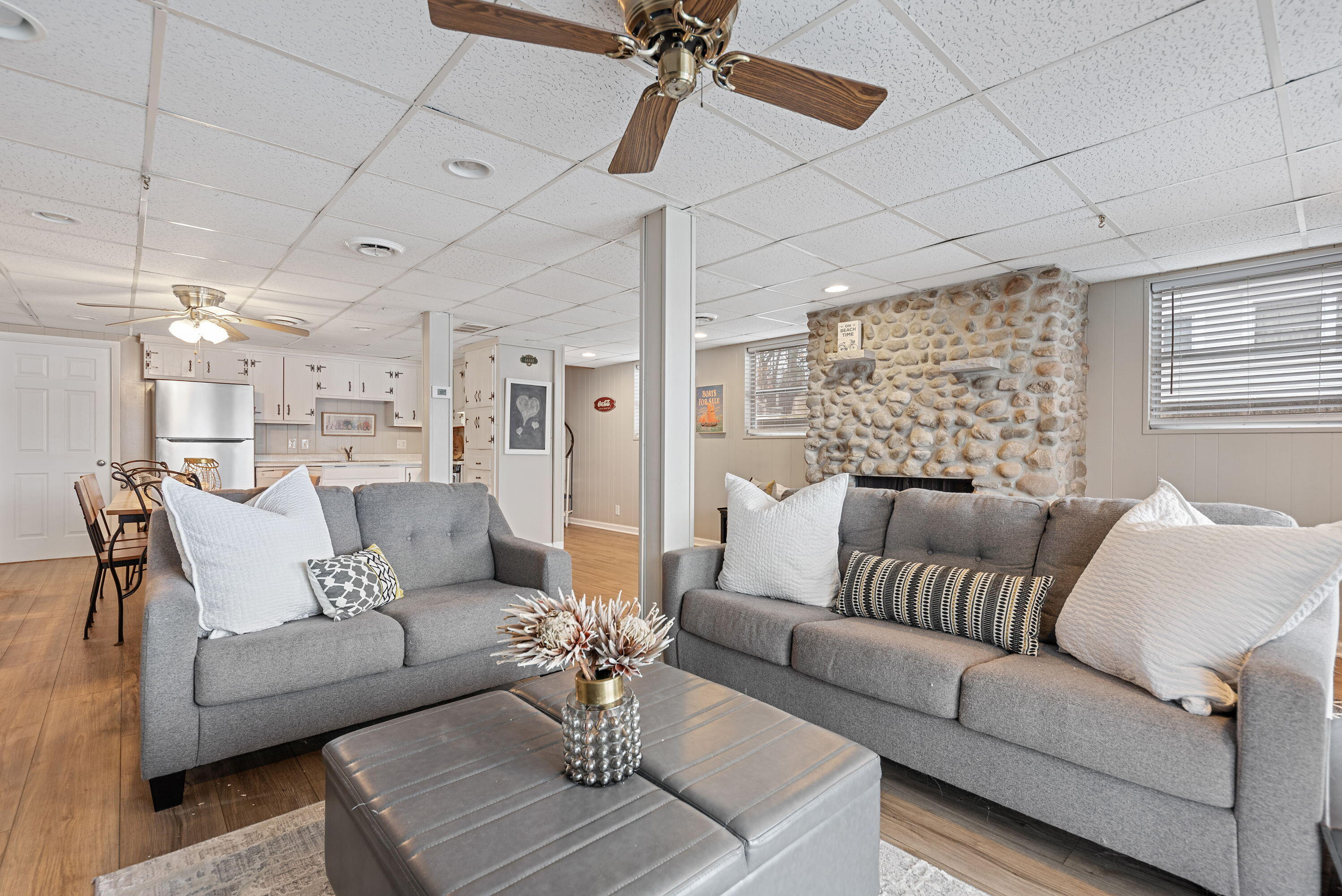 66461 Lakeshore Drive