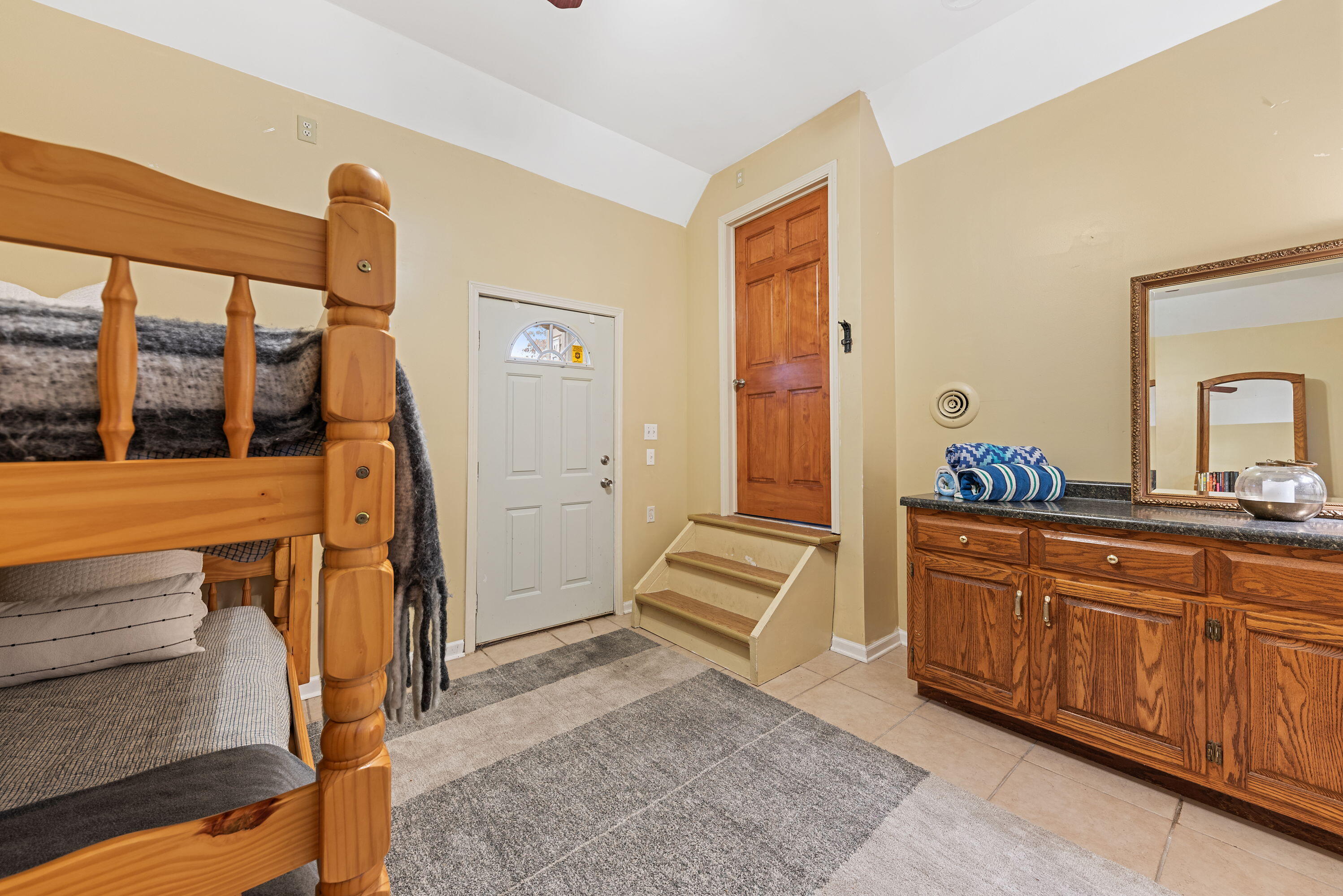 66461 Lakeshore Drive