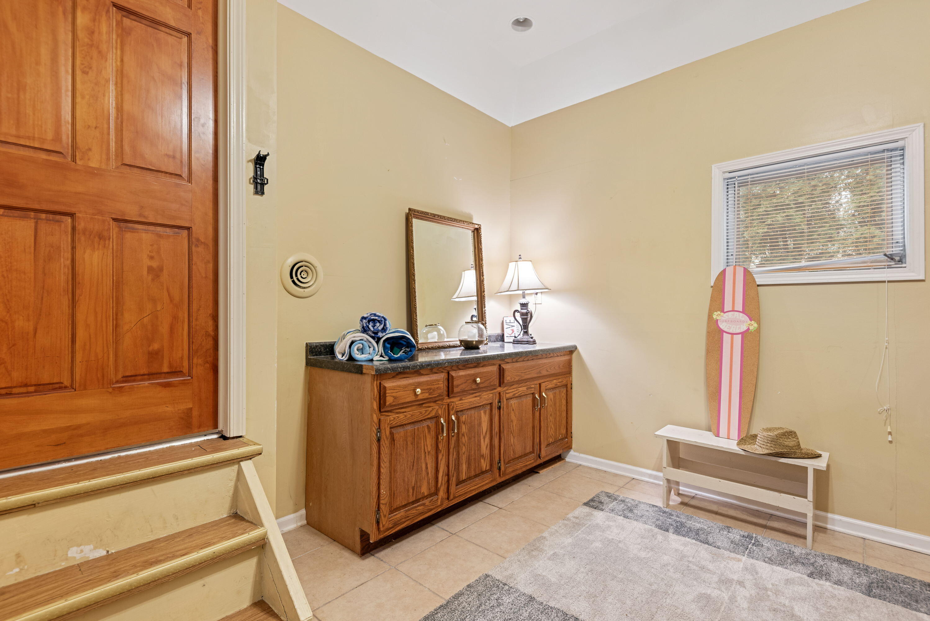 66461 Lakeshore Drive