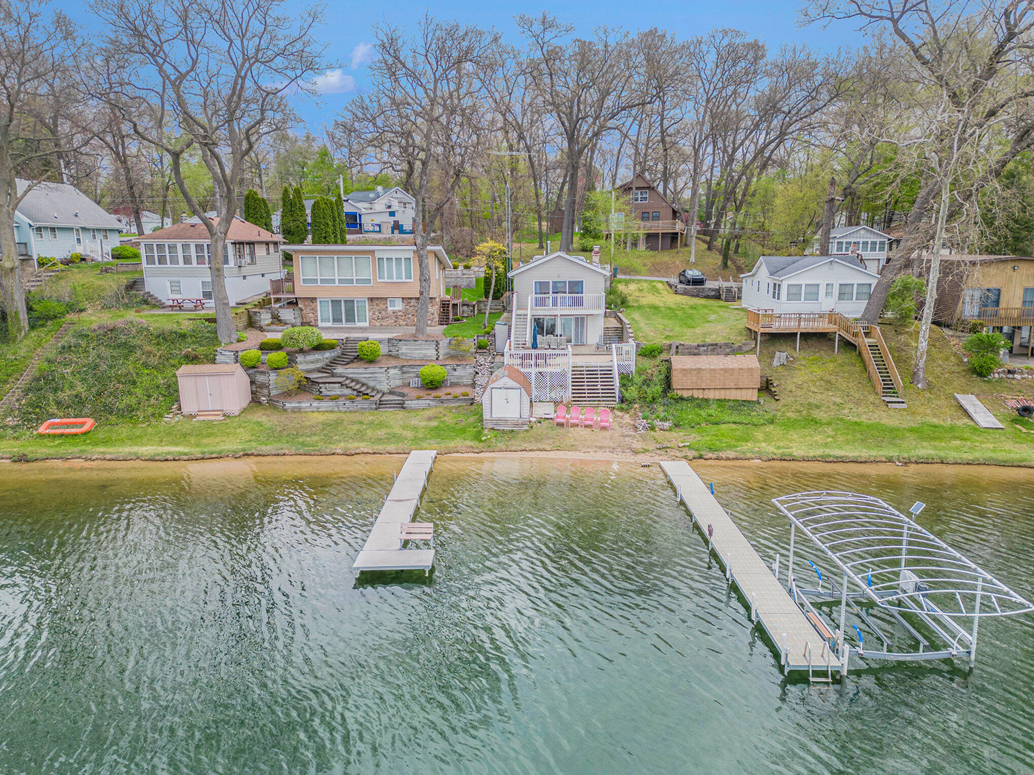 66461 Lakeshore Drive