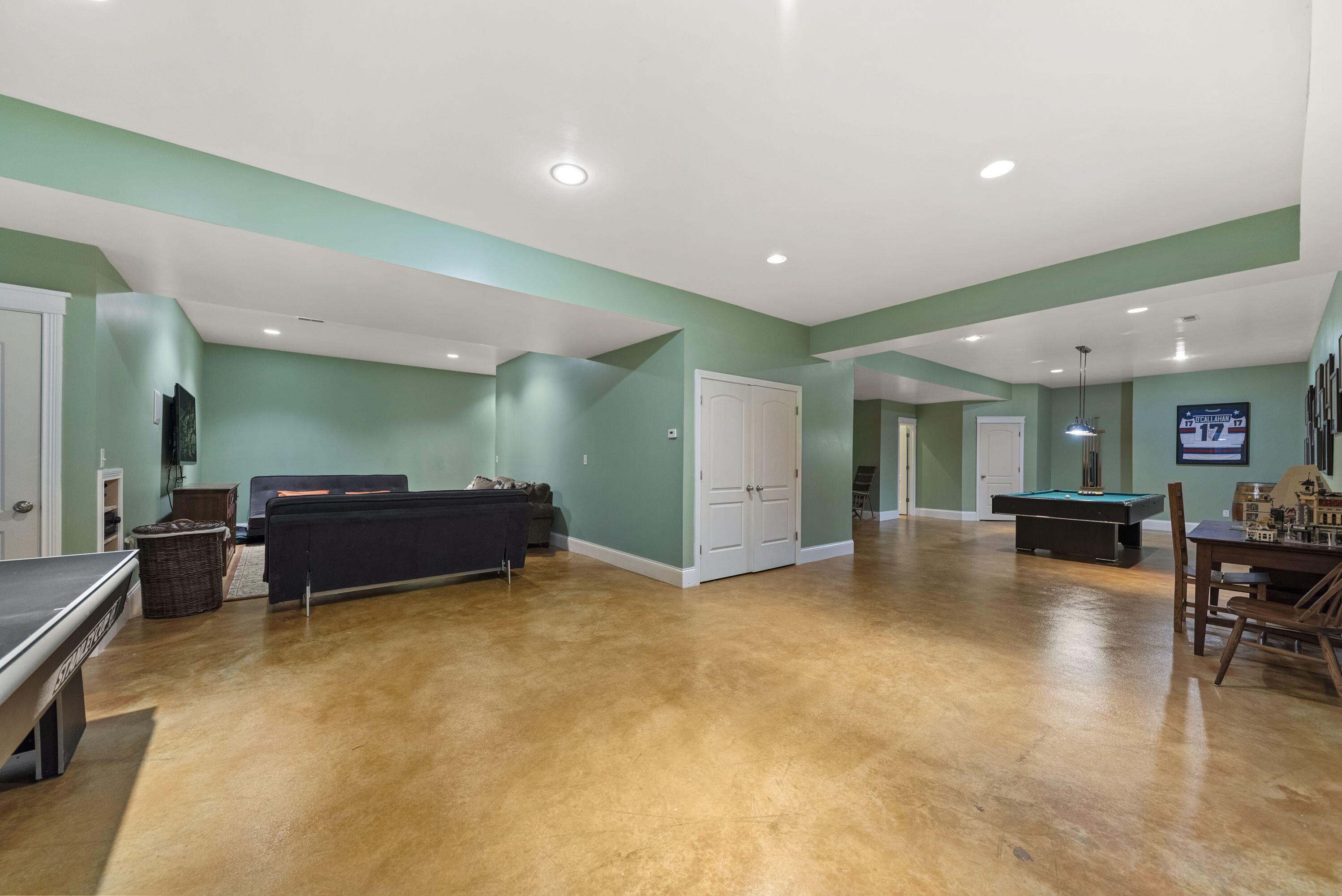 52300 E Arnold Drive