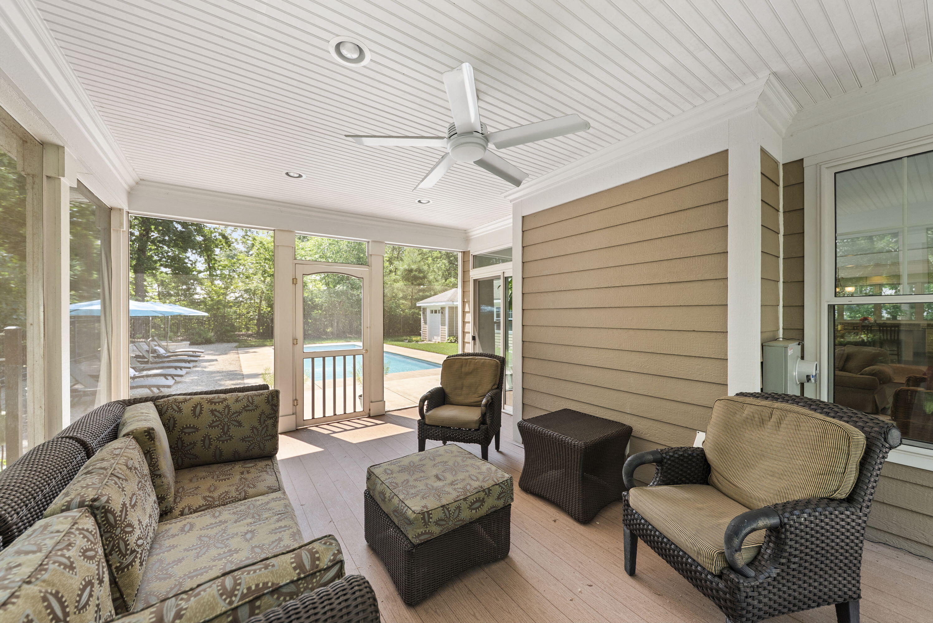 52300 E Arnold Drive