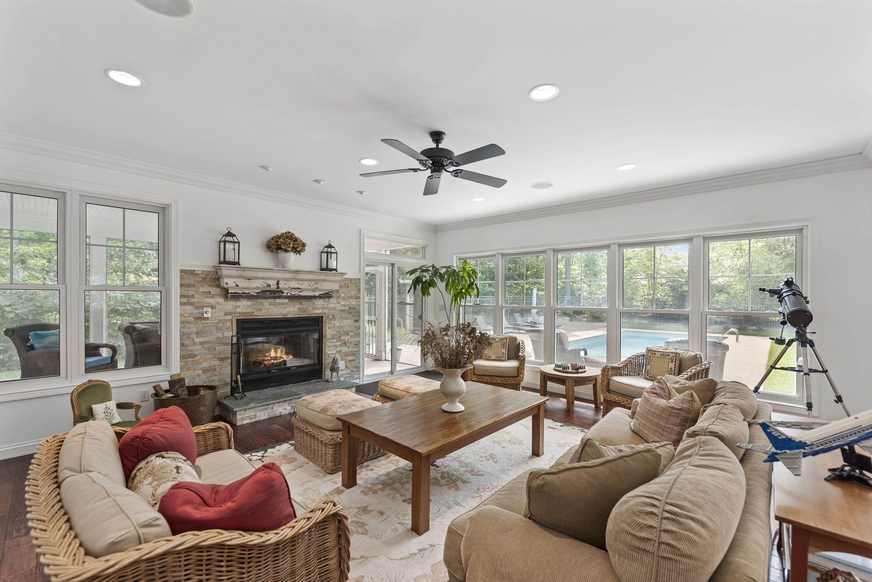 52300 E Arnold Drive