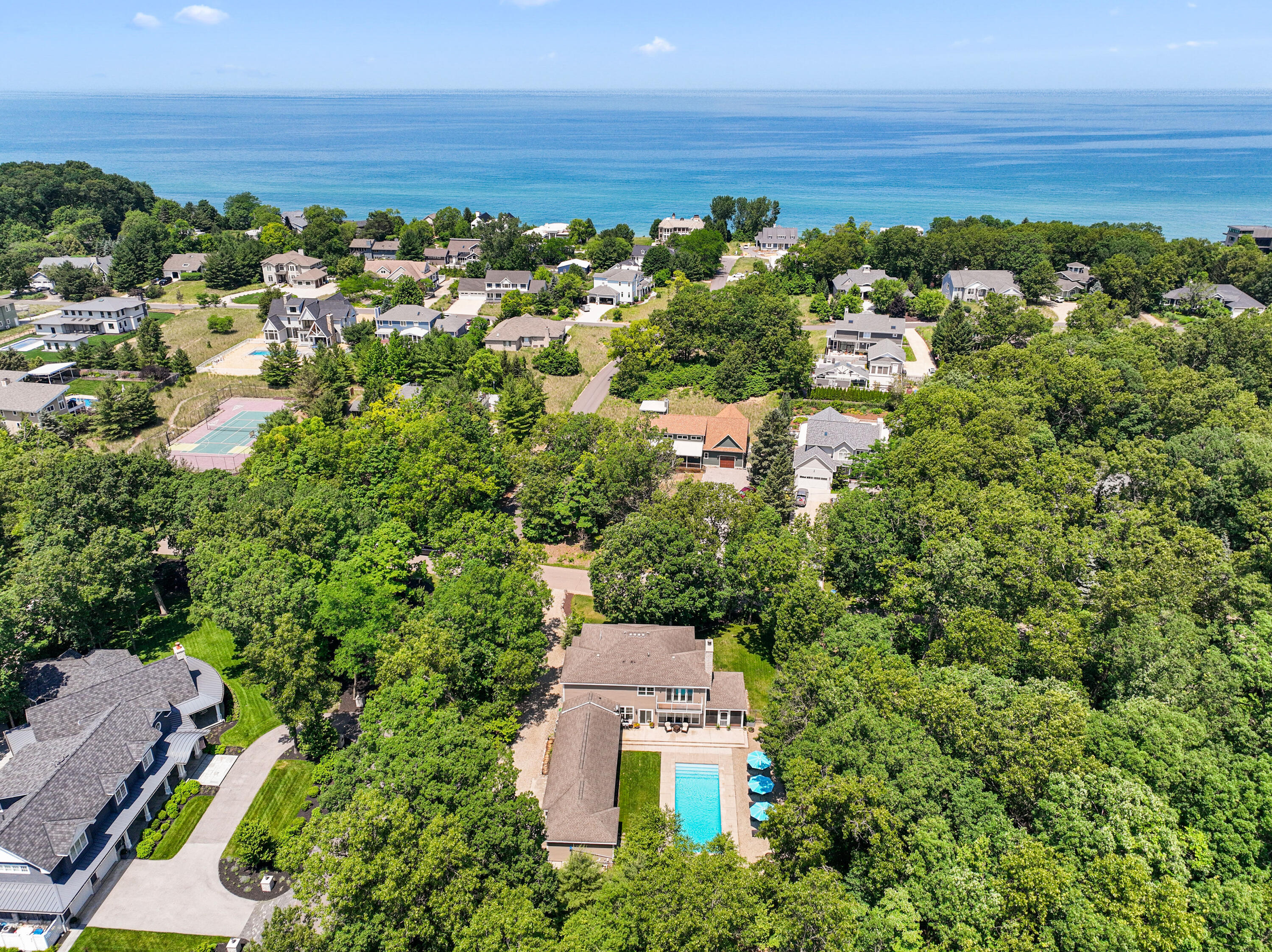 52300 E Arnold Drive