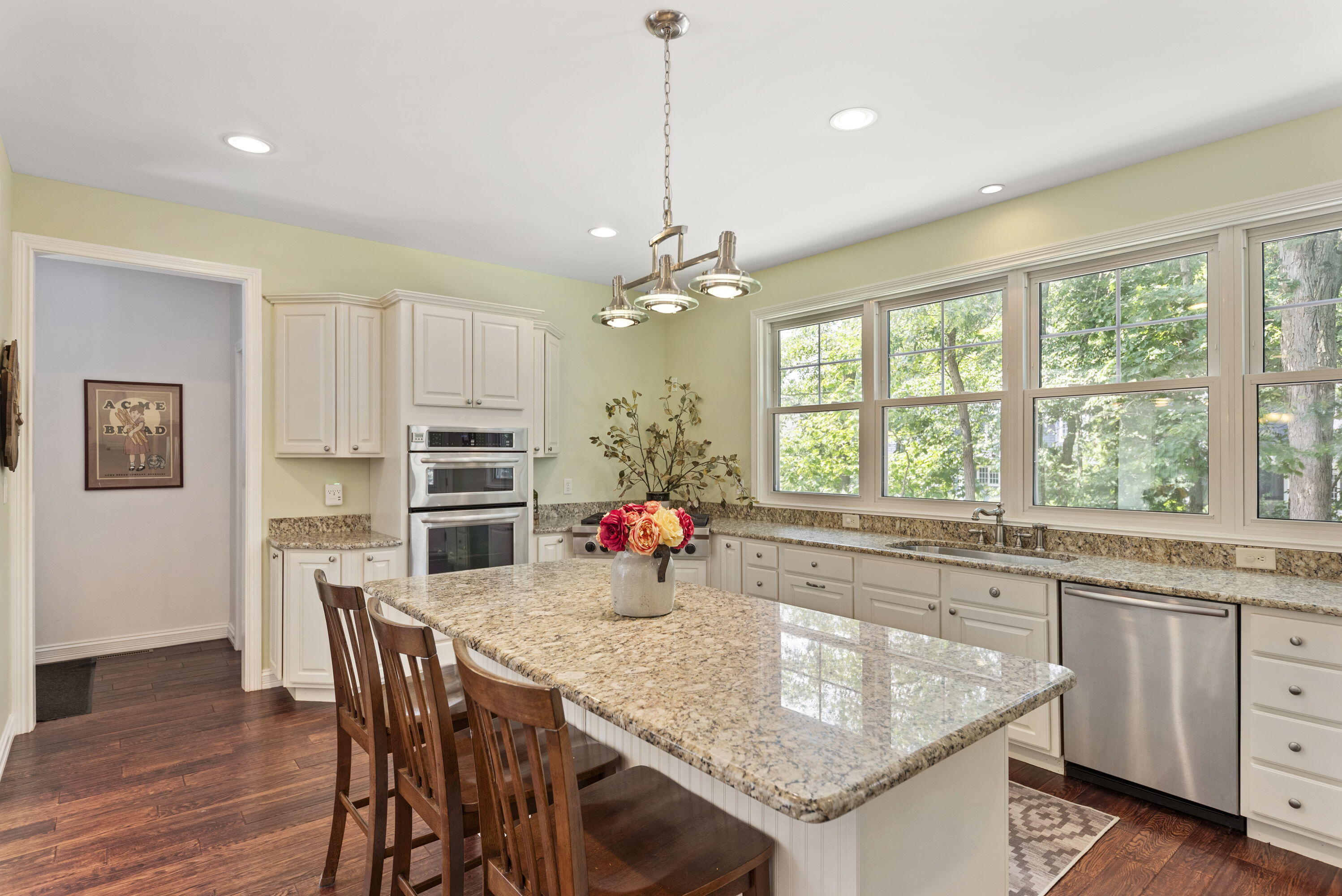 52300 E Arnold Drive