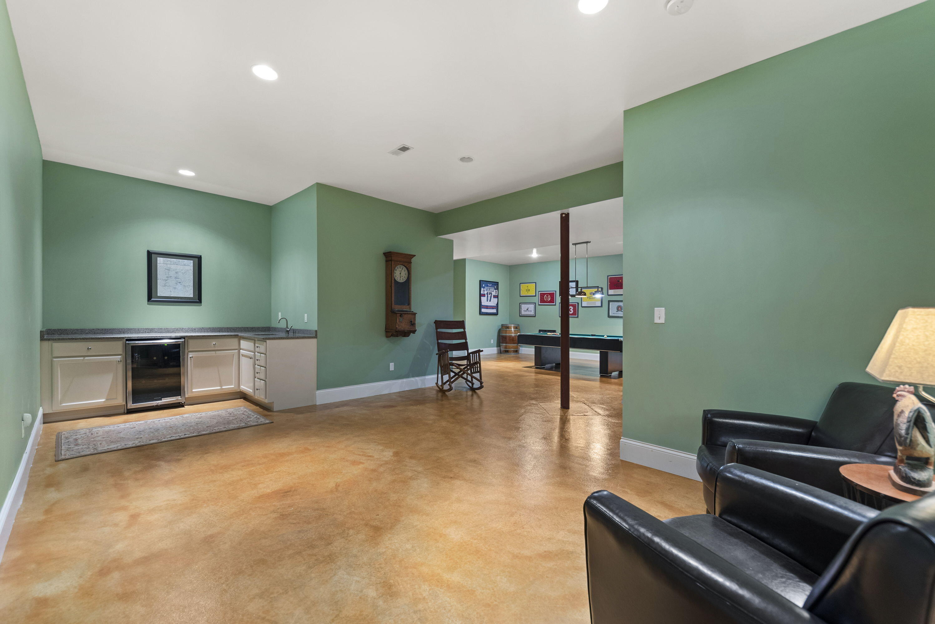 52300 E Arnold Drive