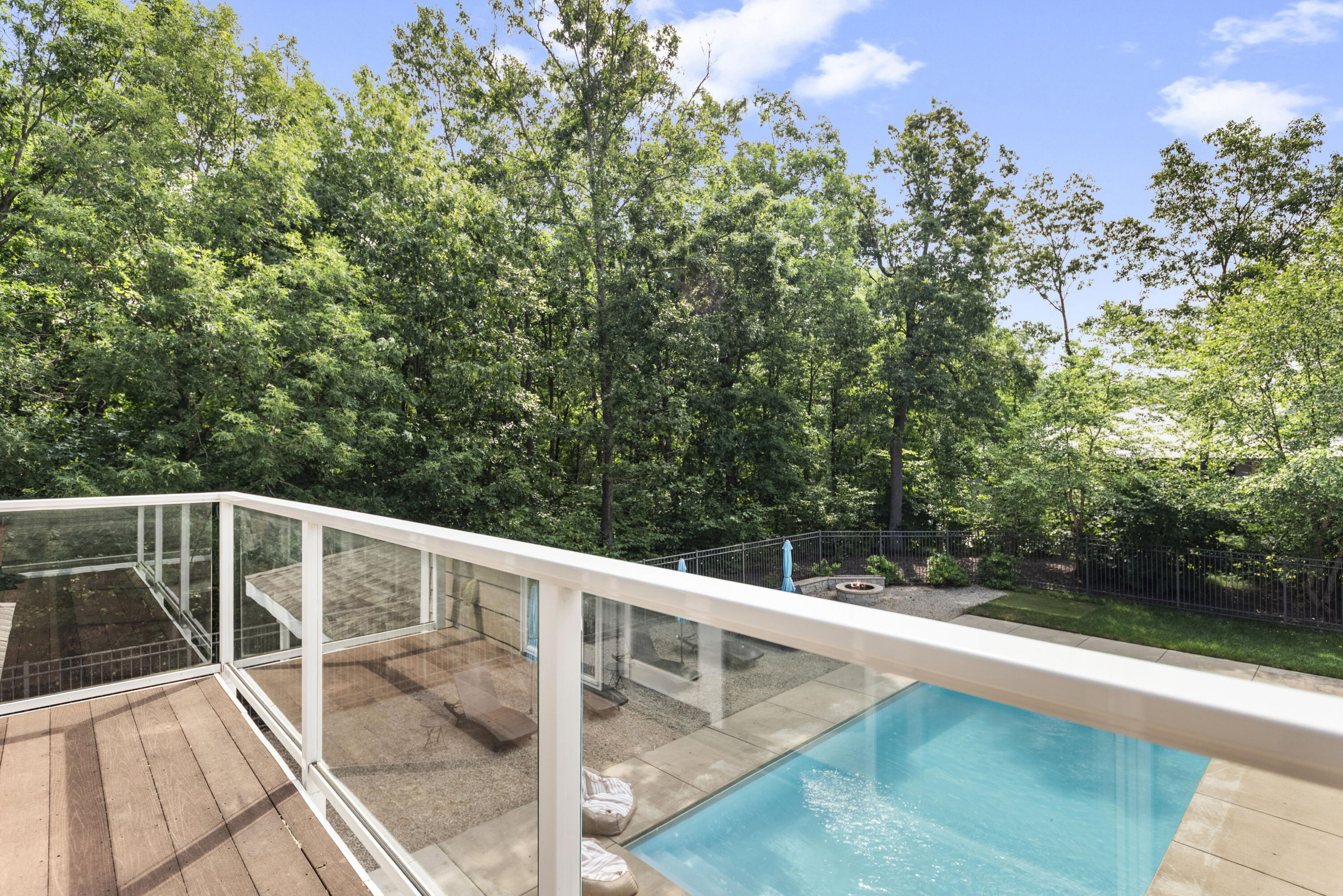 52300 E Arnold Drive