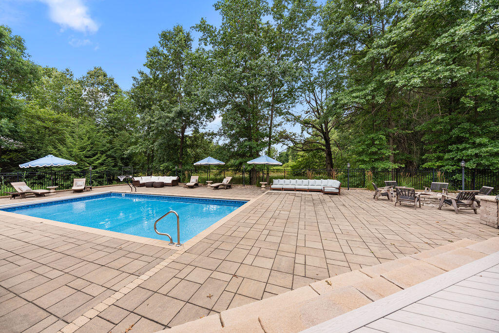 51323 Erich Lane