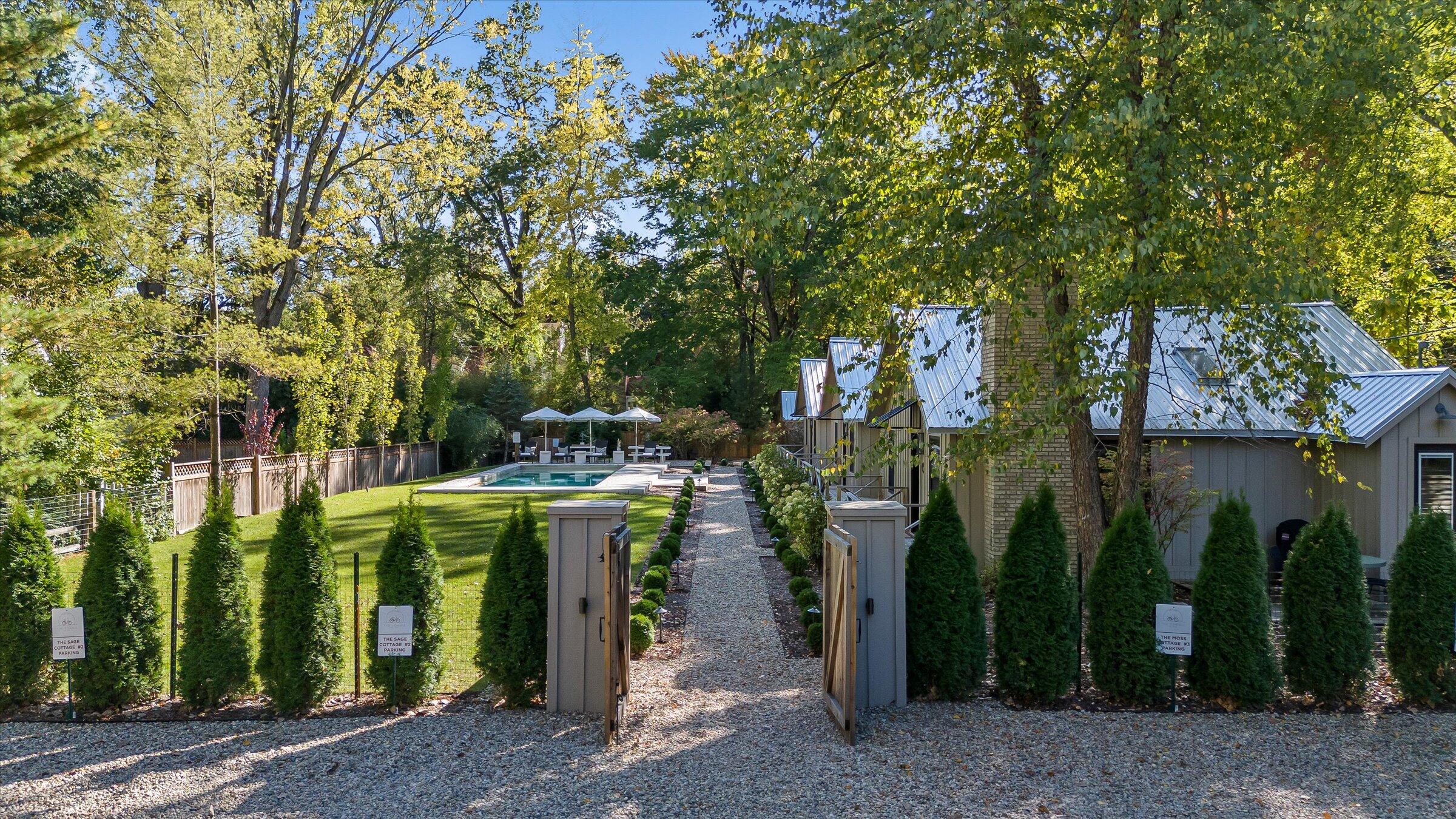 10222 Town Line Road A,B,C,D