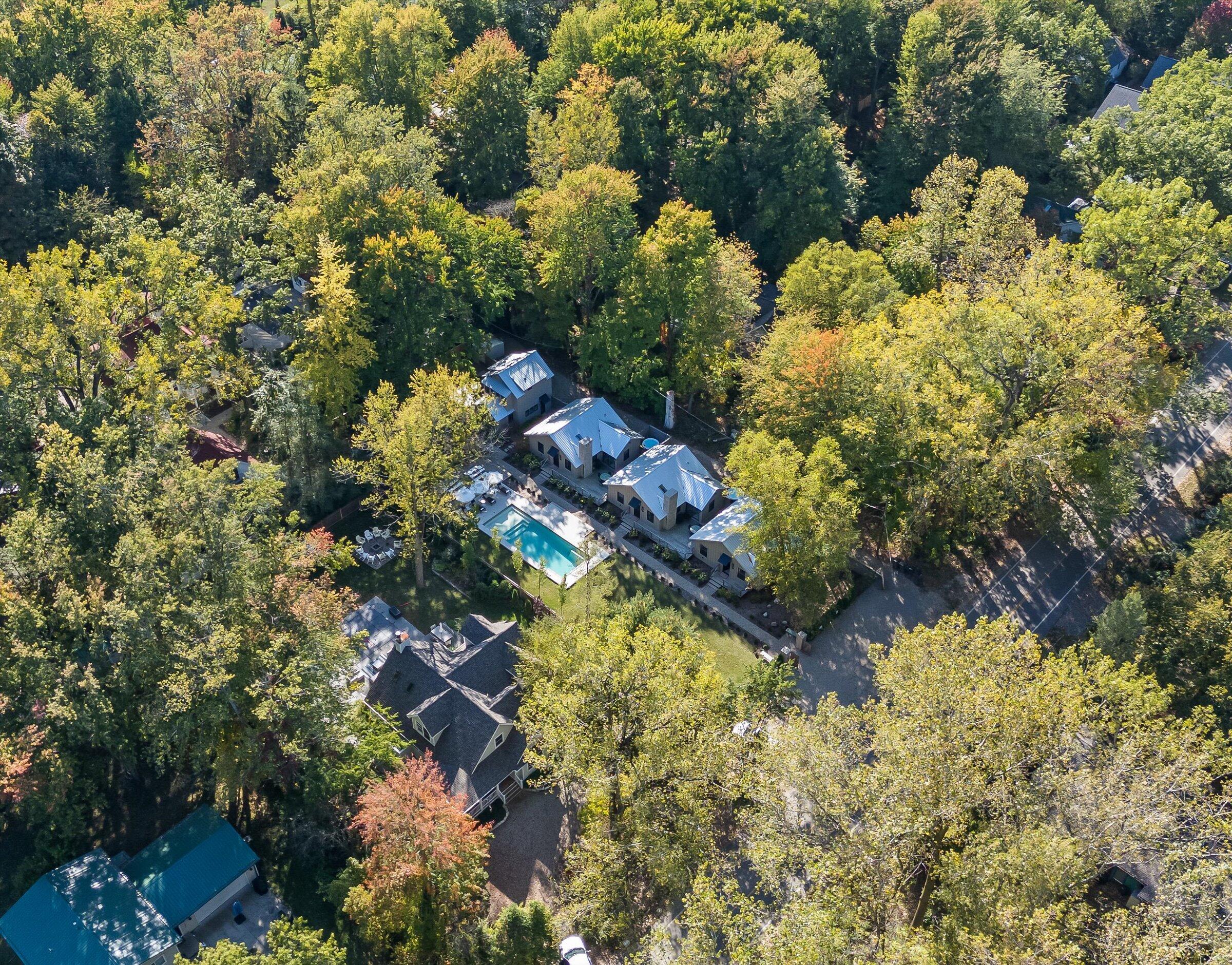 10222 Town Line Road A,B,C,D