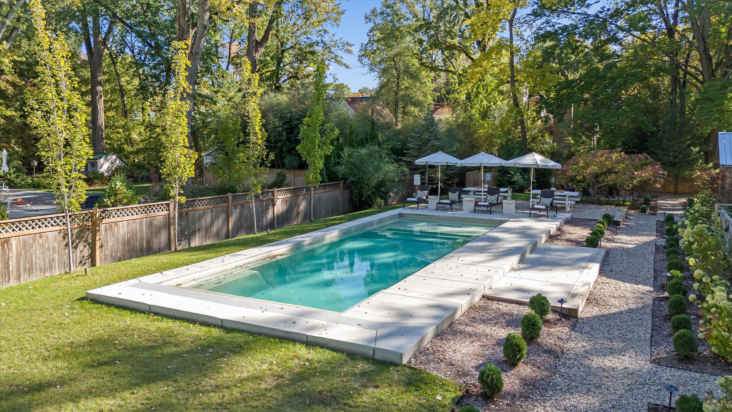 10222 Town Line Road A,B,C,D