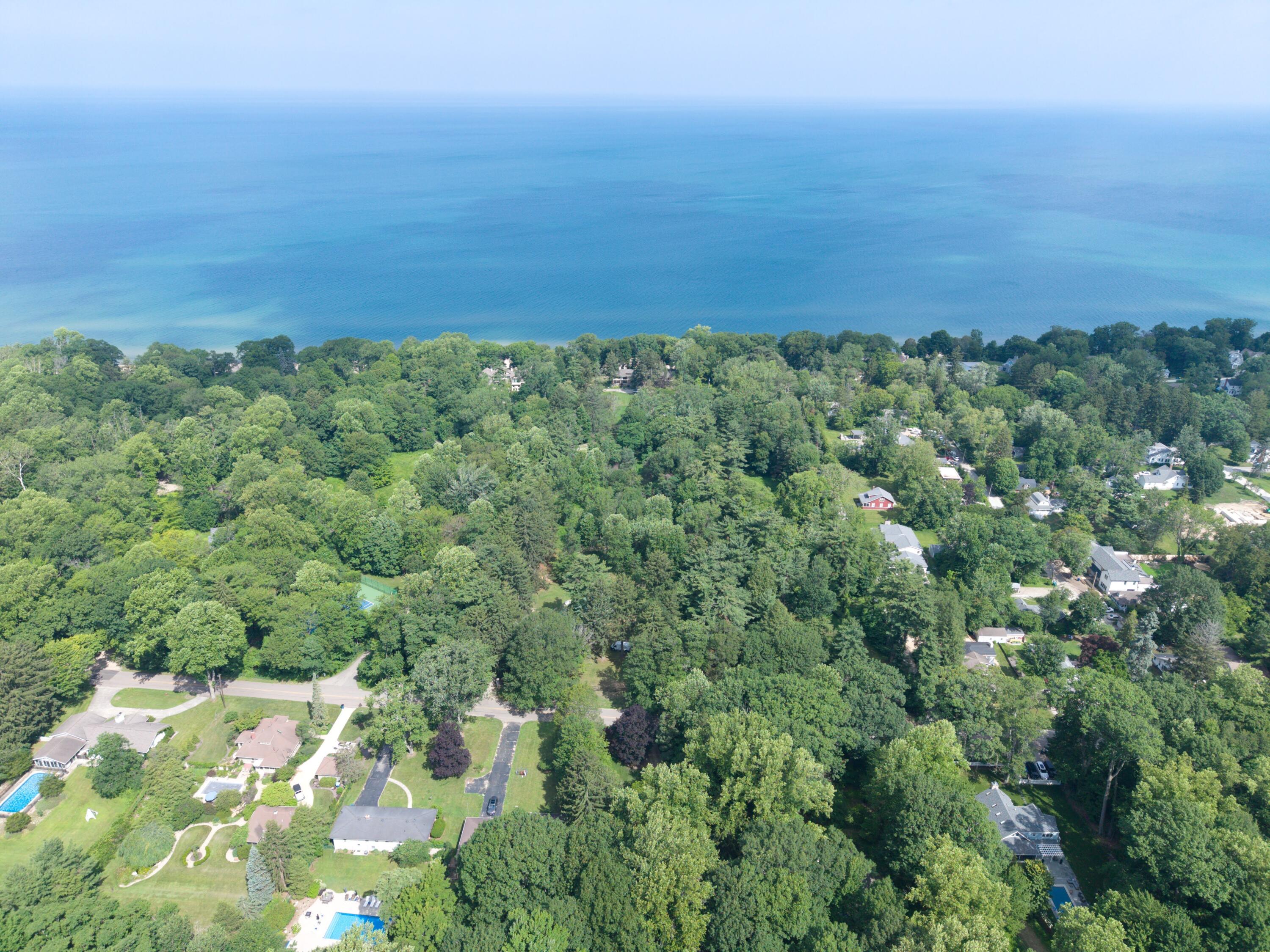 14507 Lakeshore Road