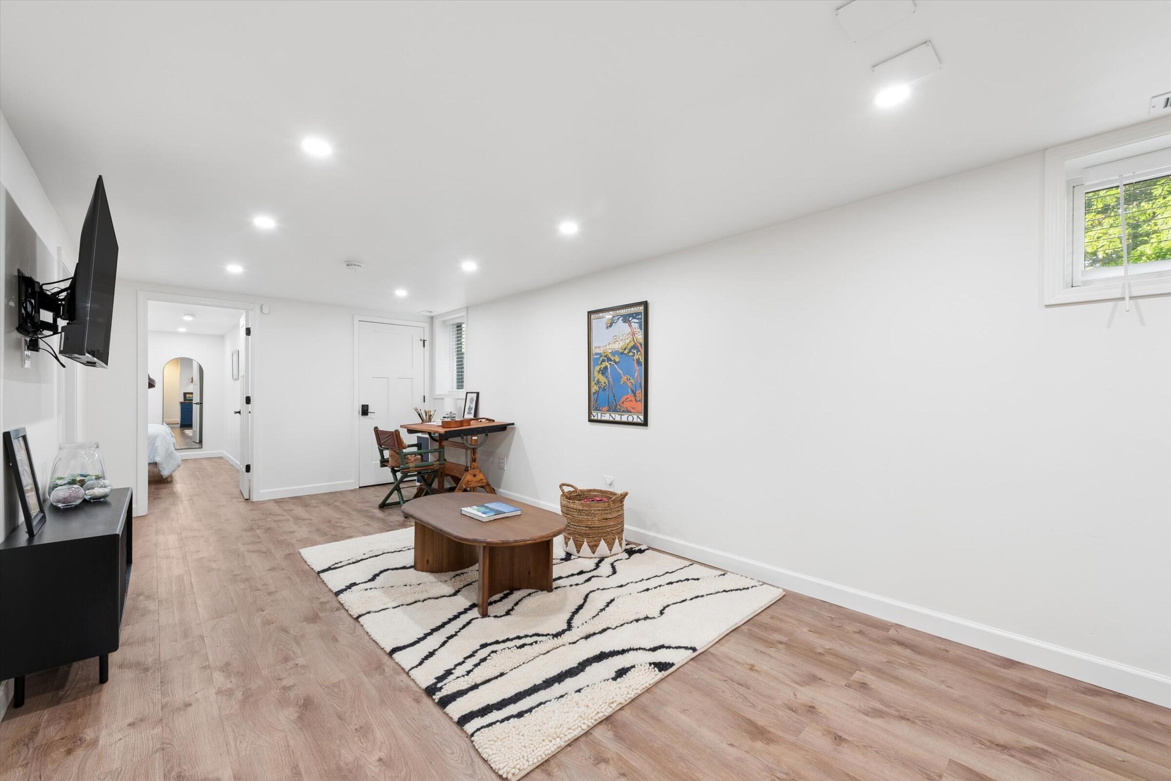 14507 Lakeshore Road