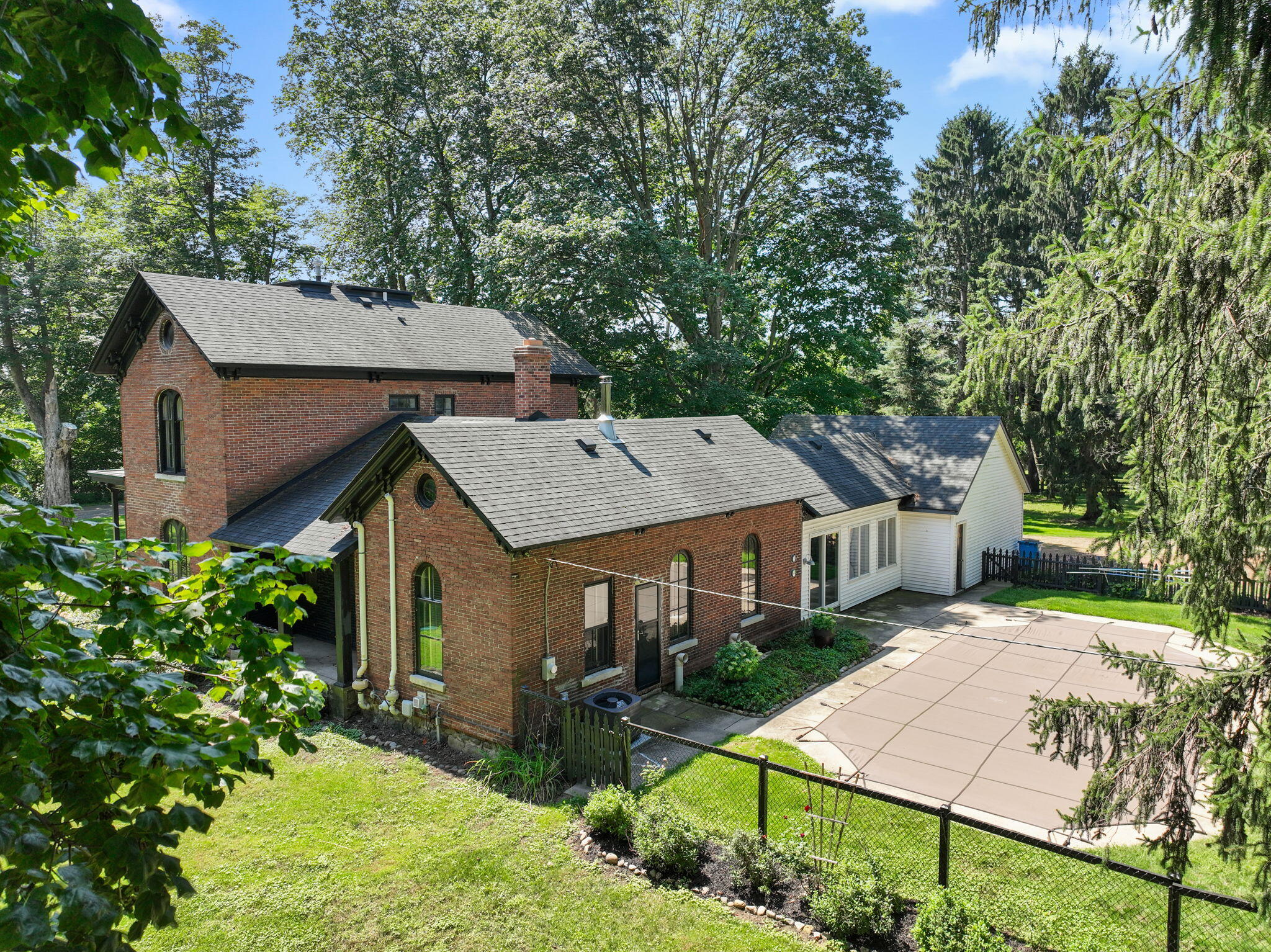 3995 W Bertrand Road