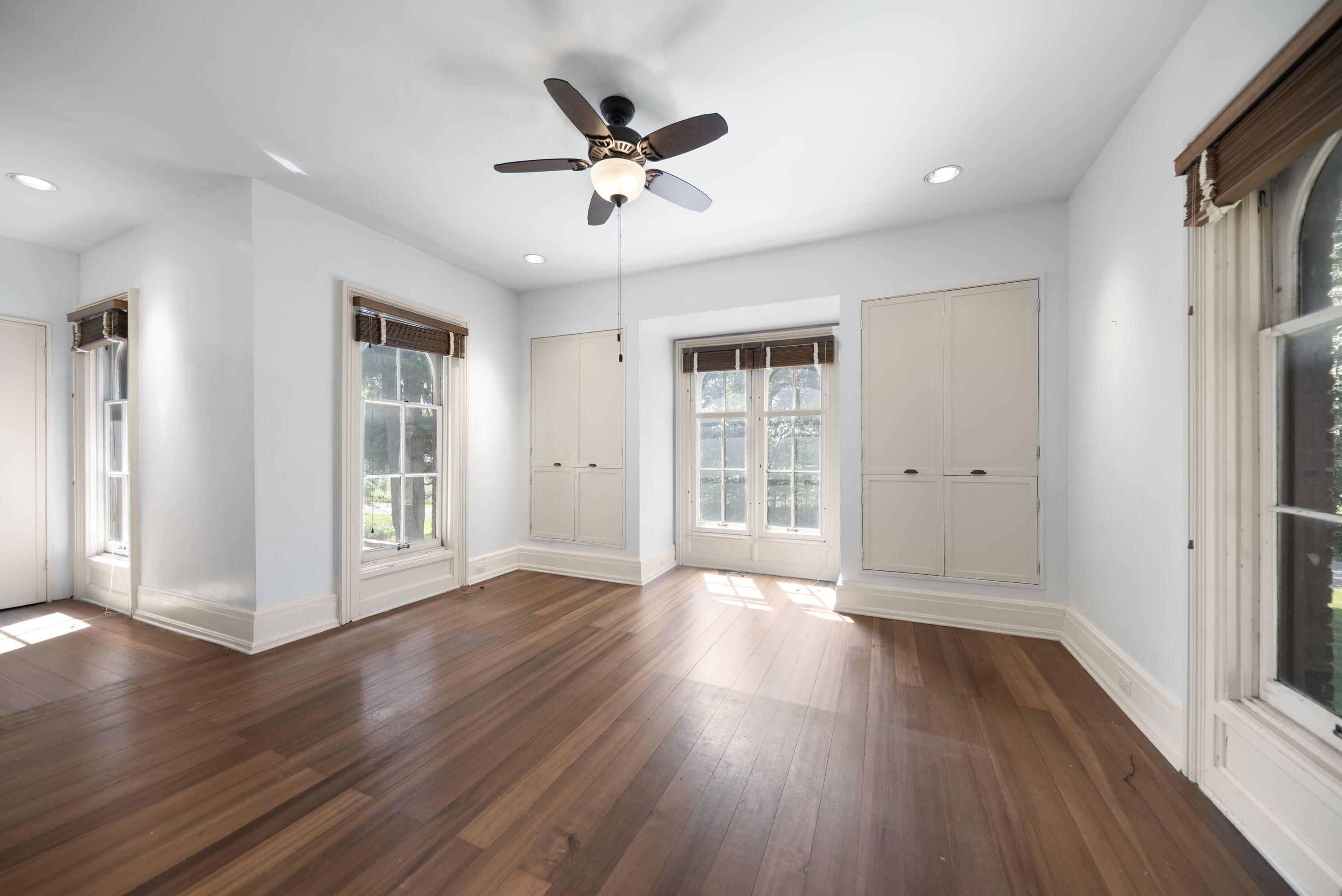 3995 W Bertrand Road