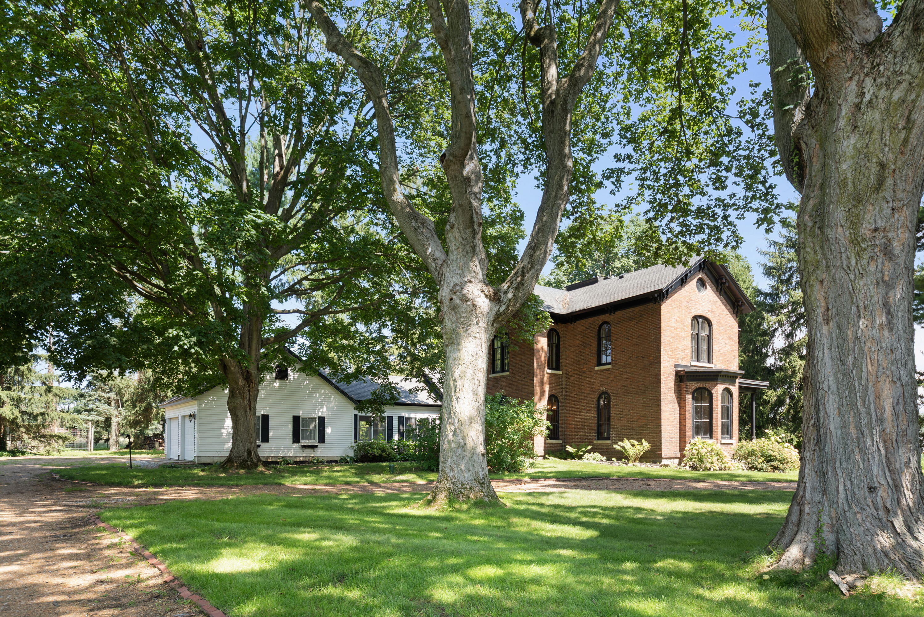 3995 W Bertrand Road