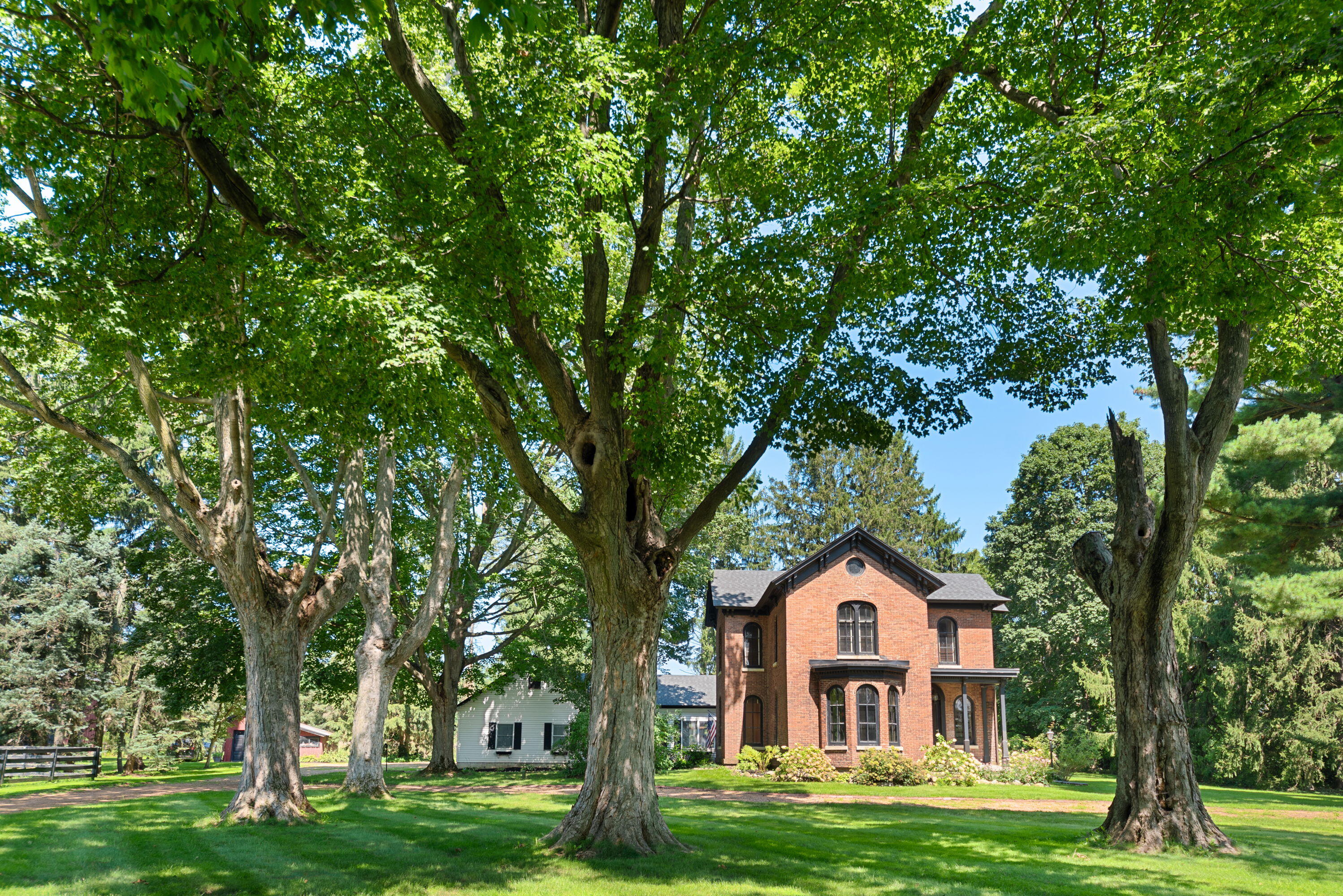 3995 W Bertrand Road