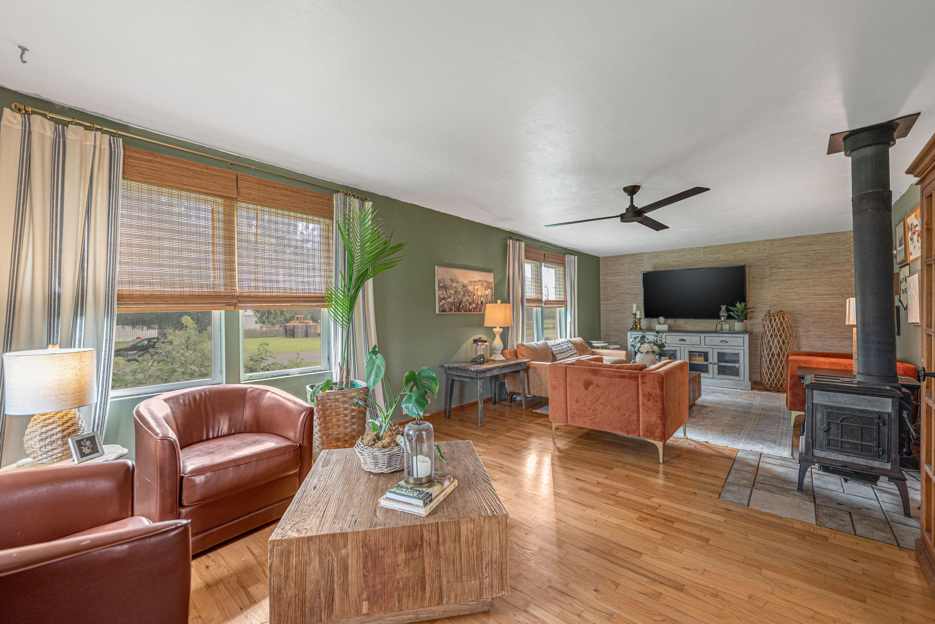 9962 Holden Road