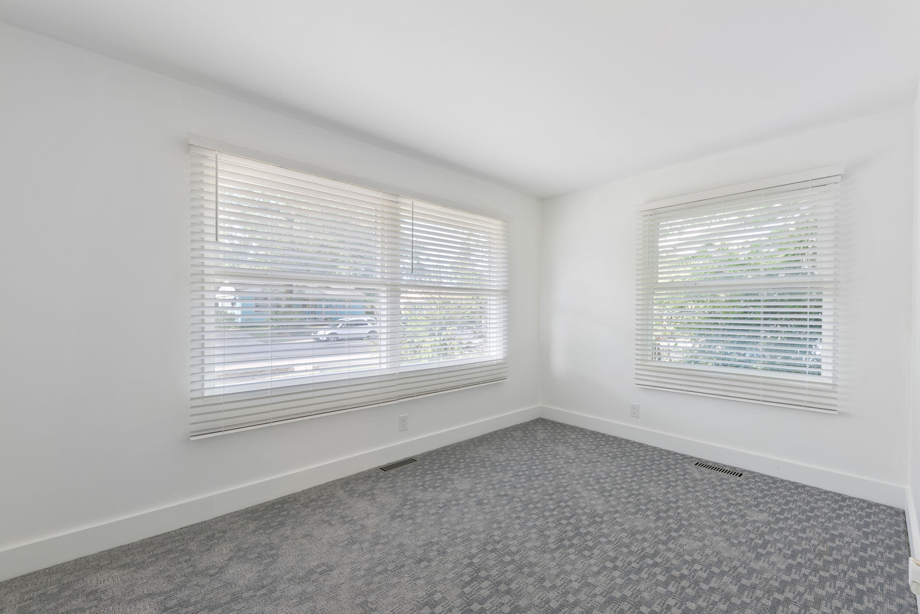 413 Washington Park Boulevard