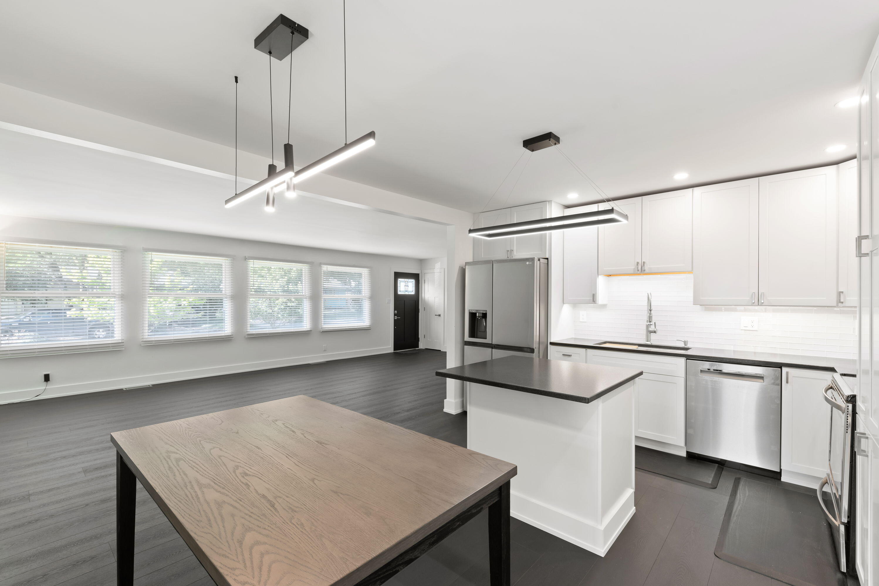 413 Washington Park Boulevard