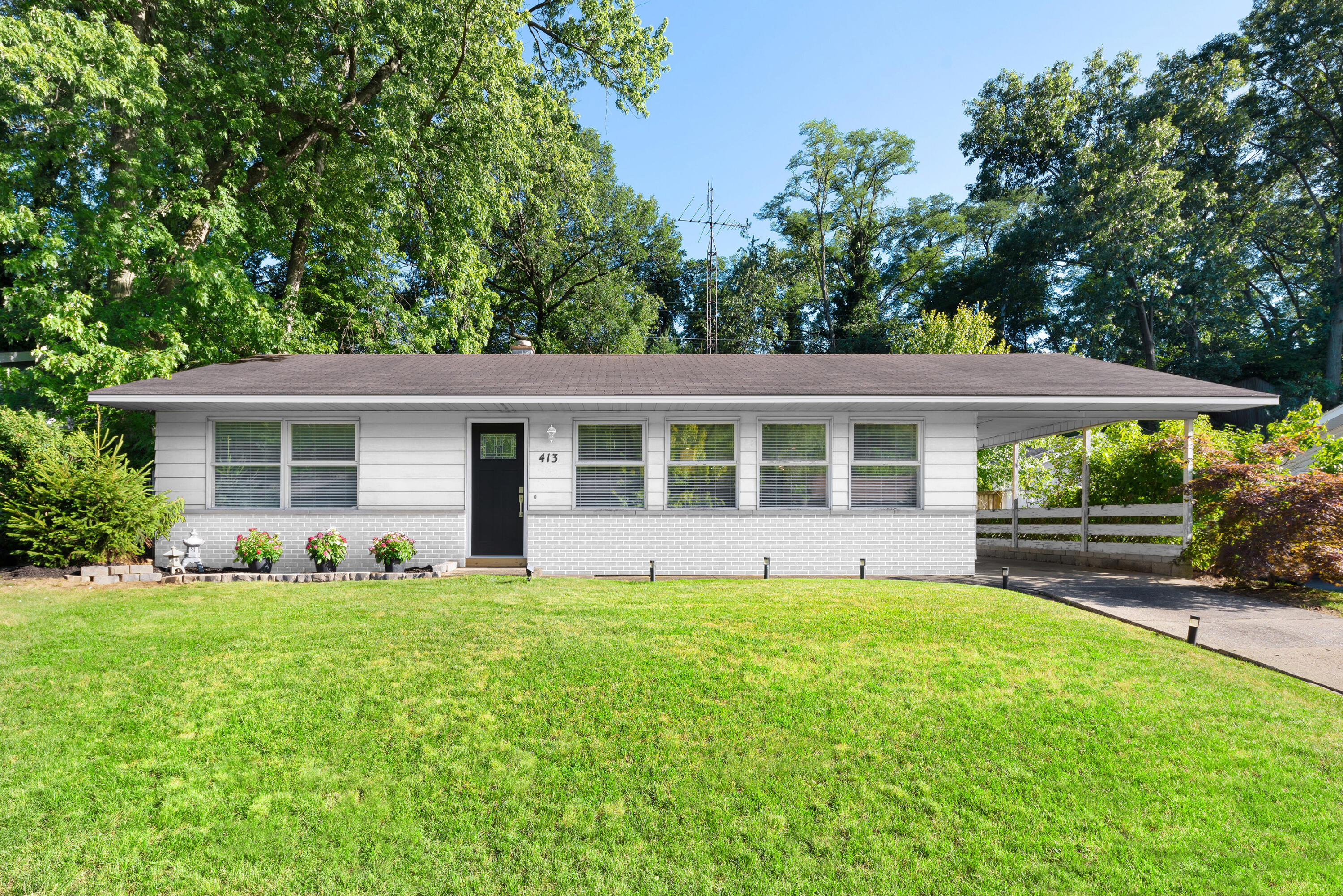 413 Washington Park Boulevard