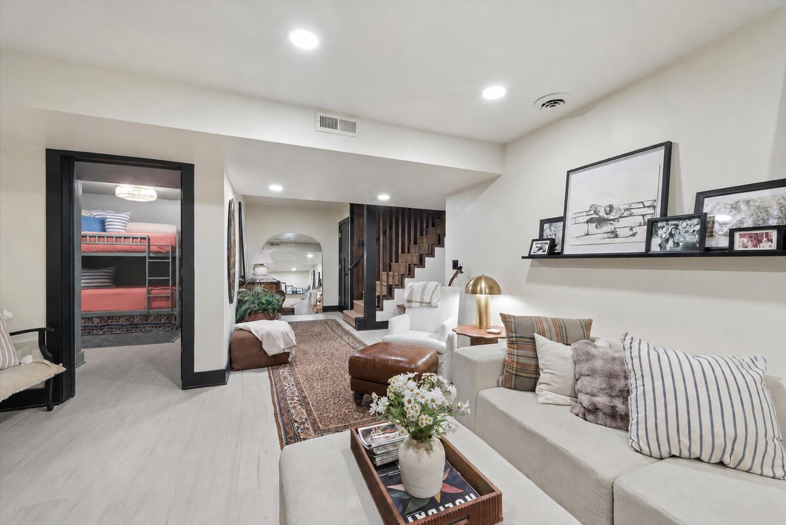 2938 Mount Clair Way