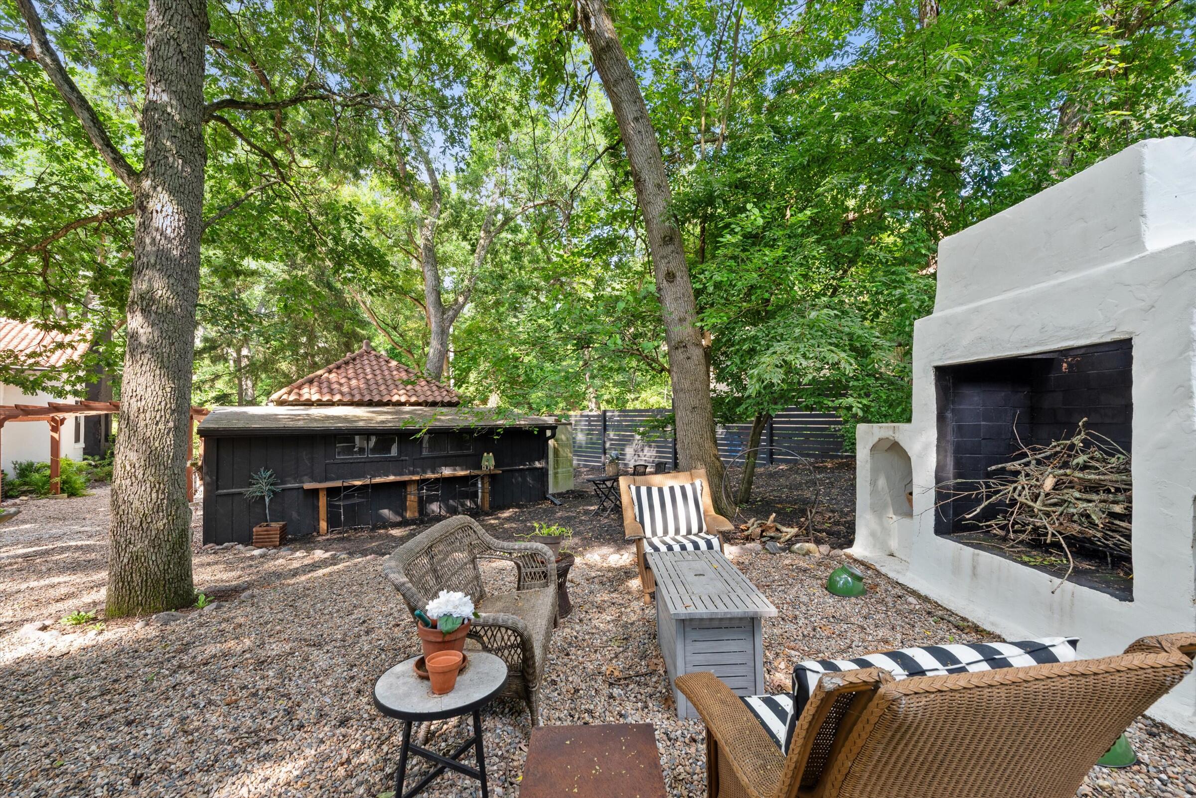 2938 Mount Clair Way