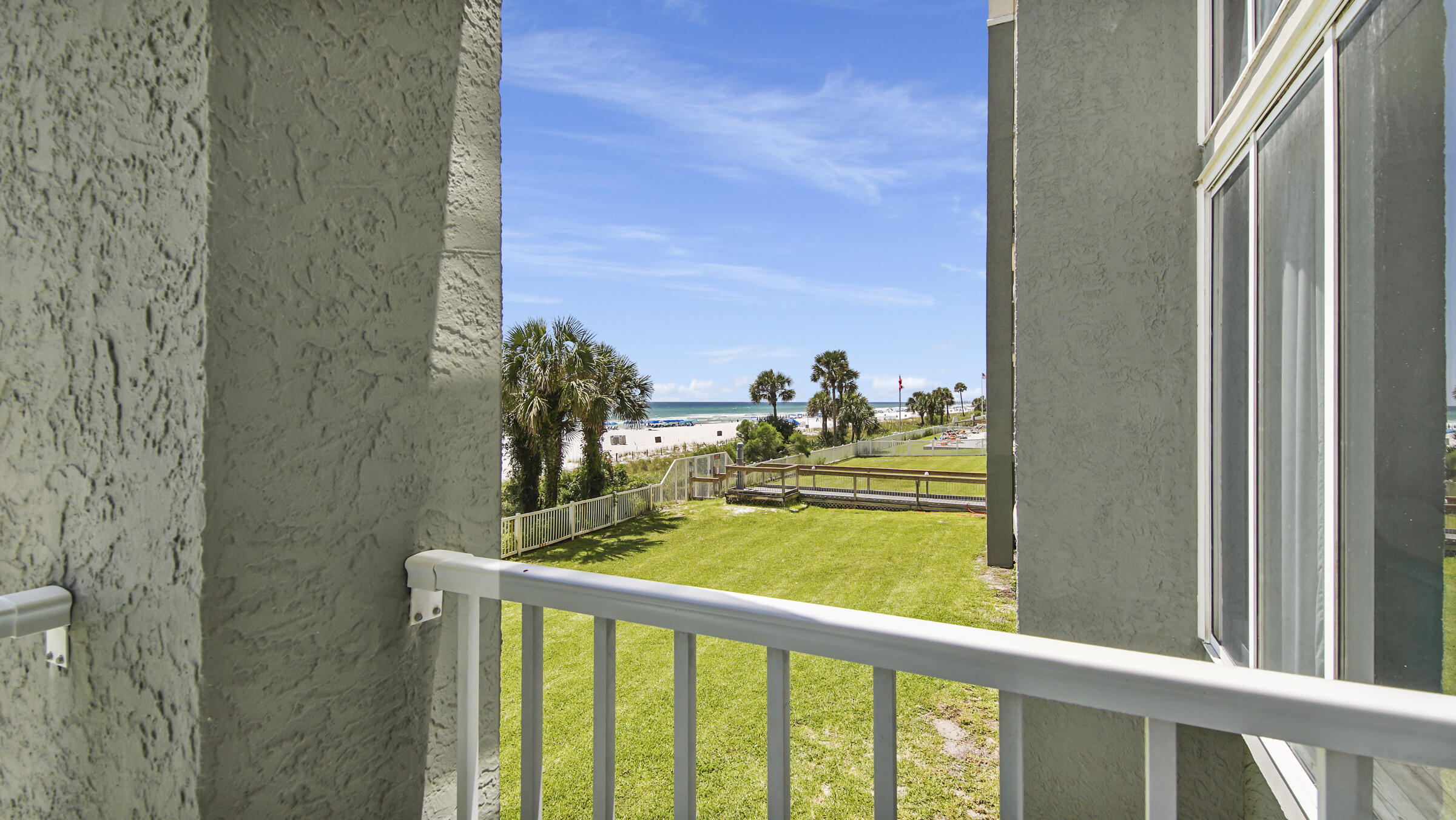 10509 Front Beach Road, 100