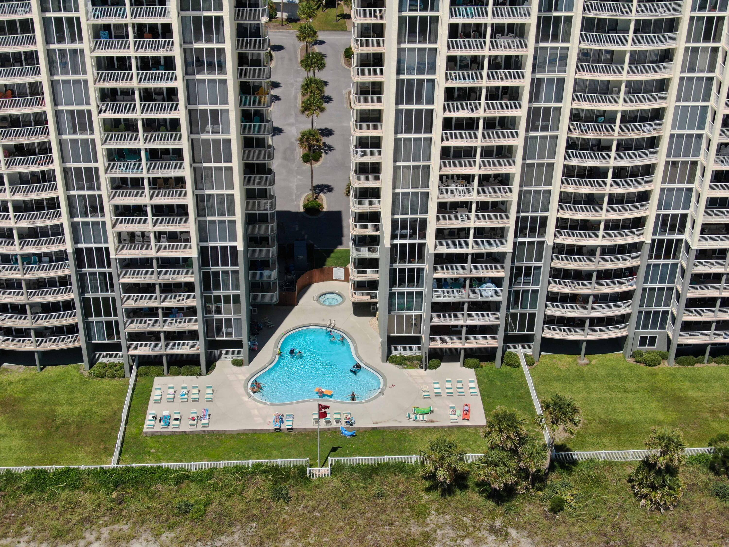 10509 Front Beach Road, 100