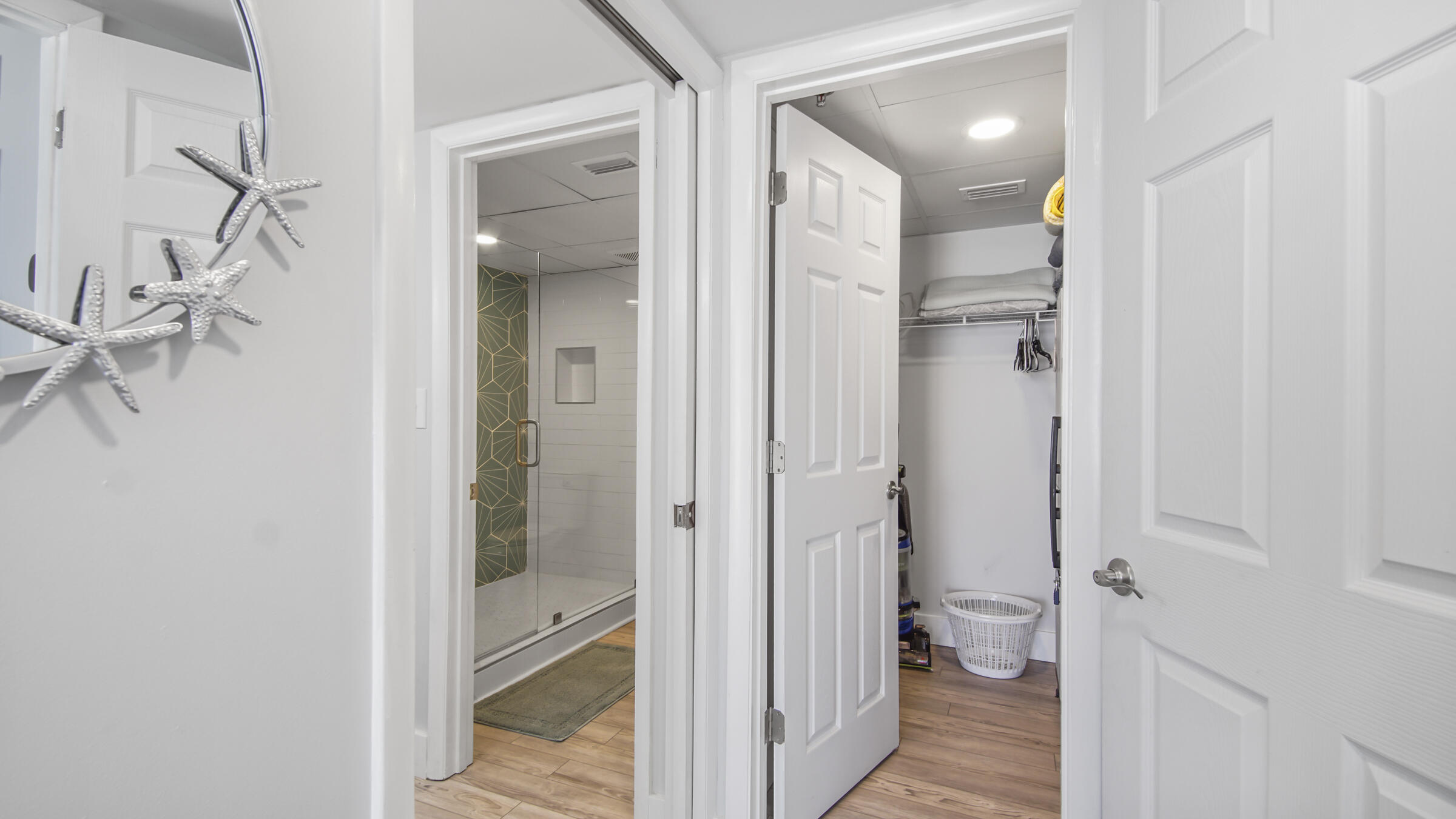 10509 Front Beach Road, 100