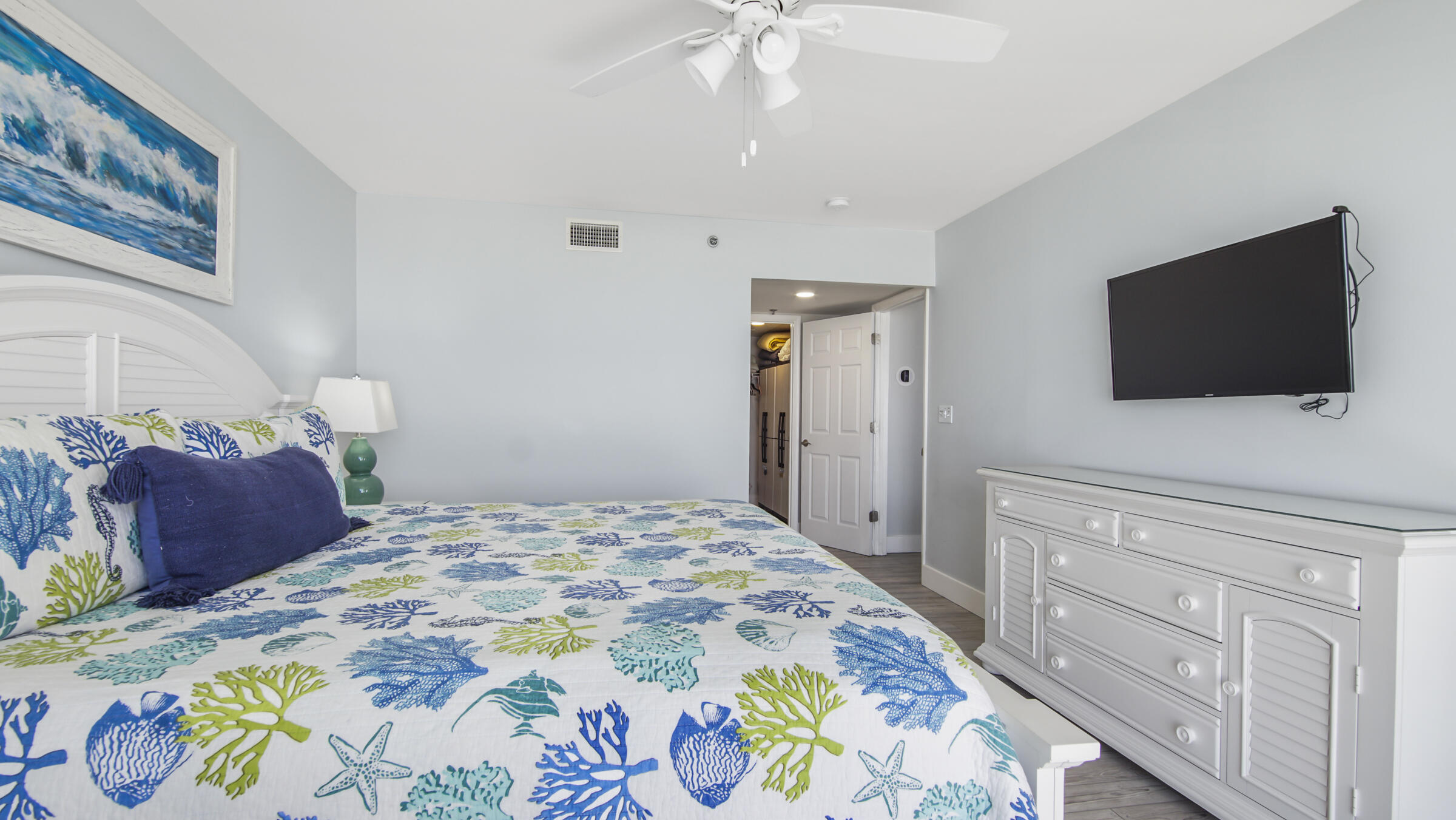 10509 Front Beach Road, 100