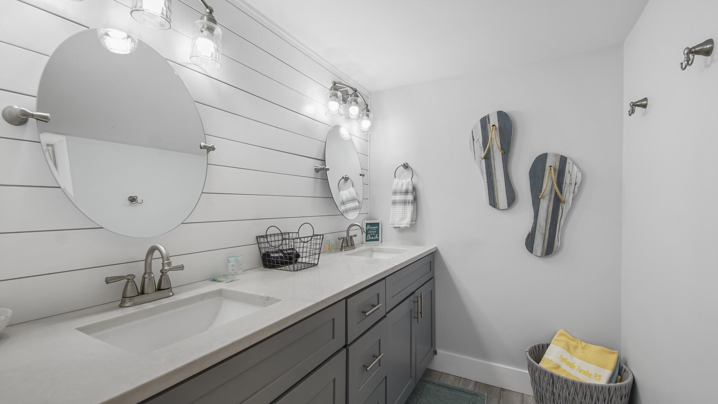 10509 Front Beach Road, 100