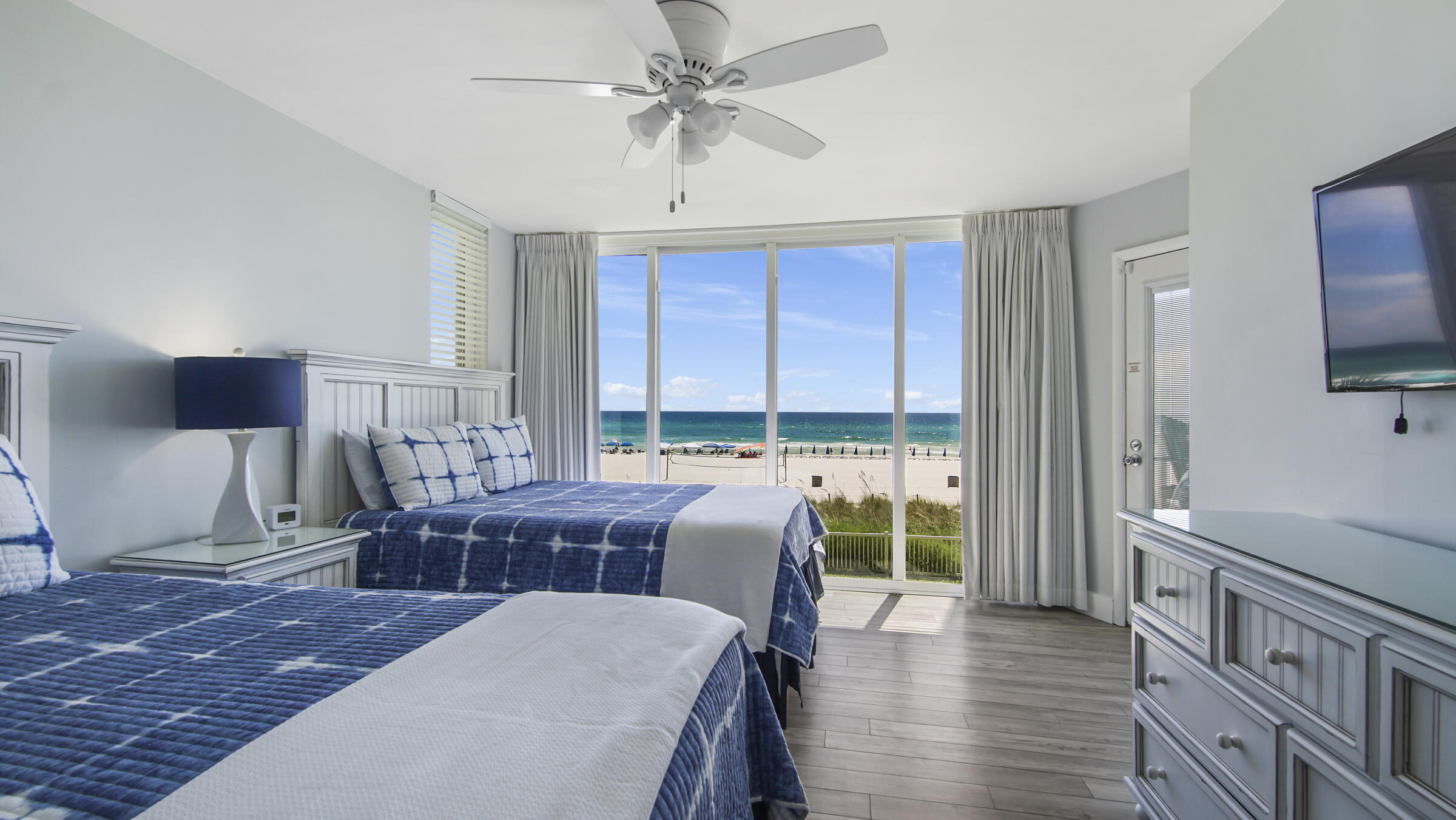 10509 Front Beach Road, 100