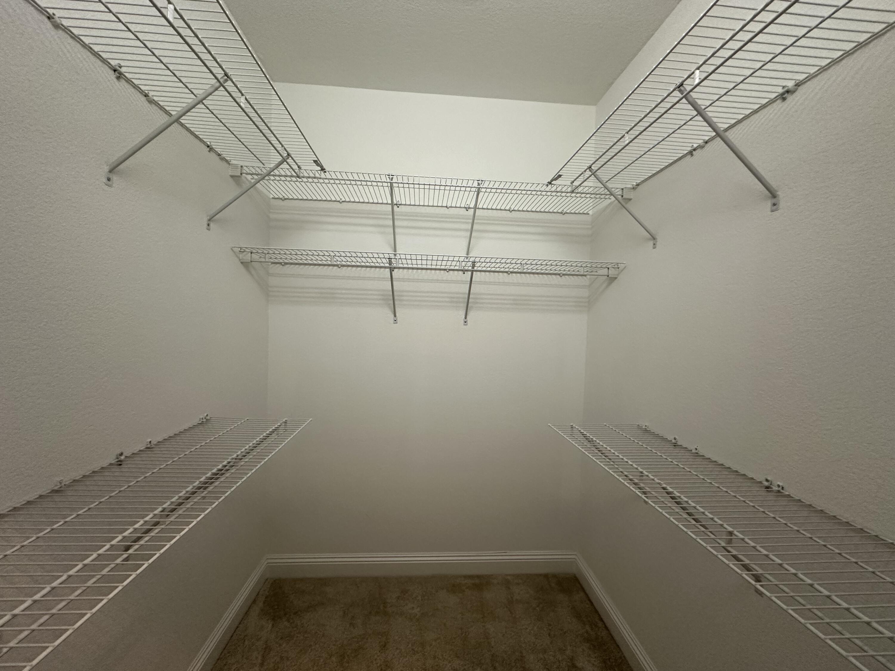 242 Calusa Boulevard