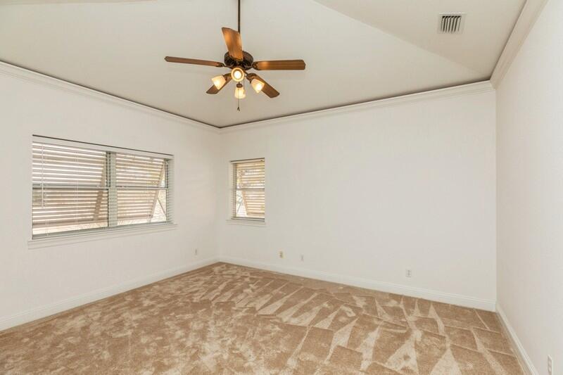 242 Calusa Boulevard