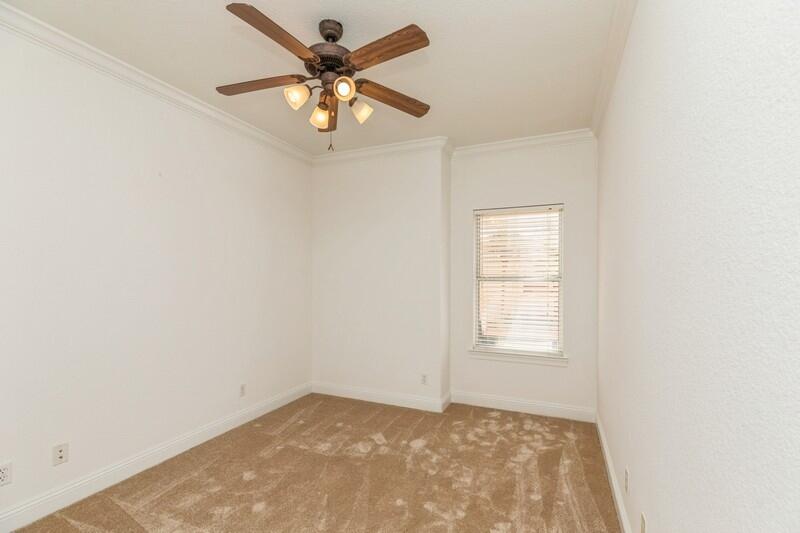 242 Calusa Boulevard