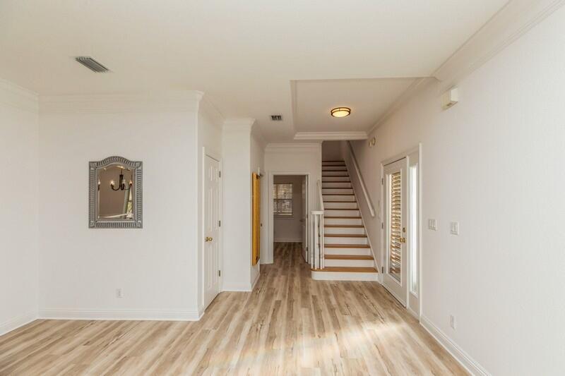 242 Calusa Boulevard