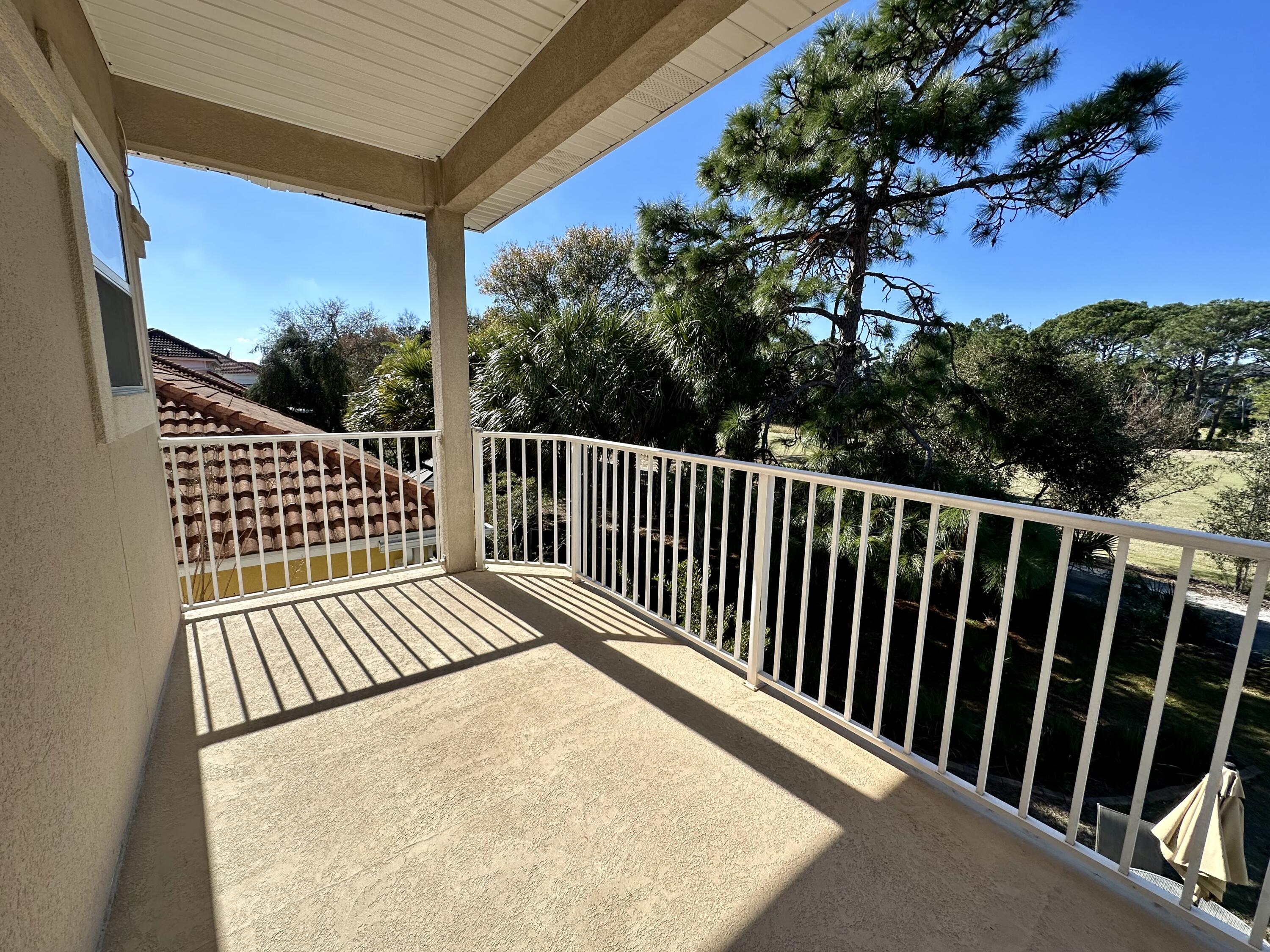 242 Calusa Boulevard