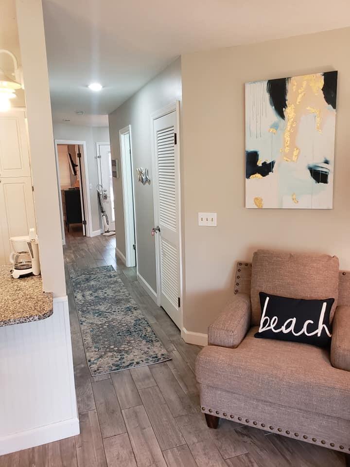 8730 Thomas Drive, 102