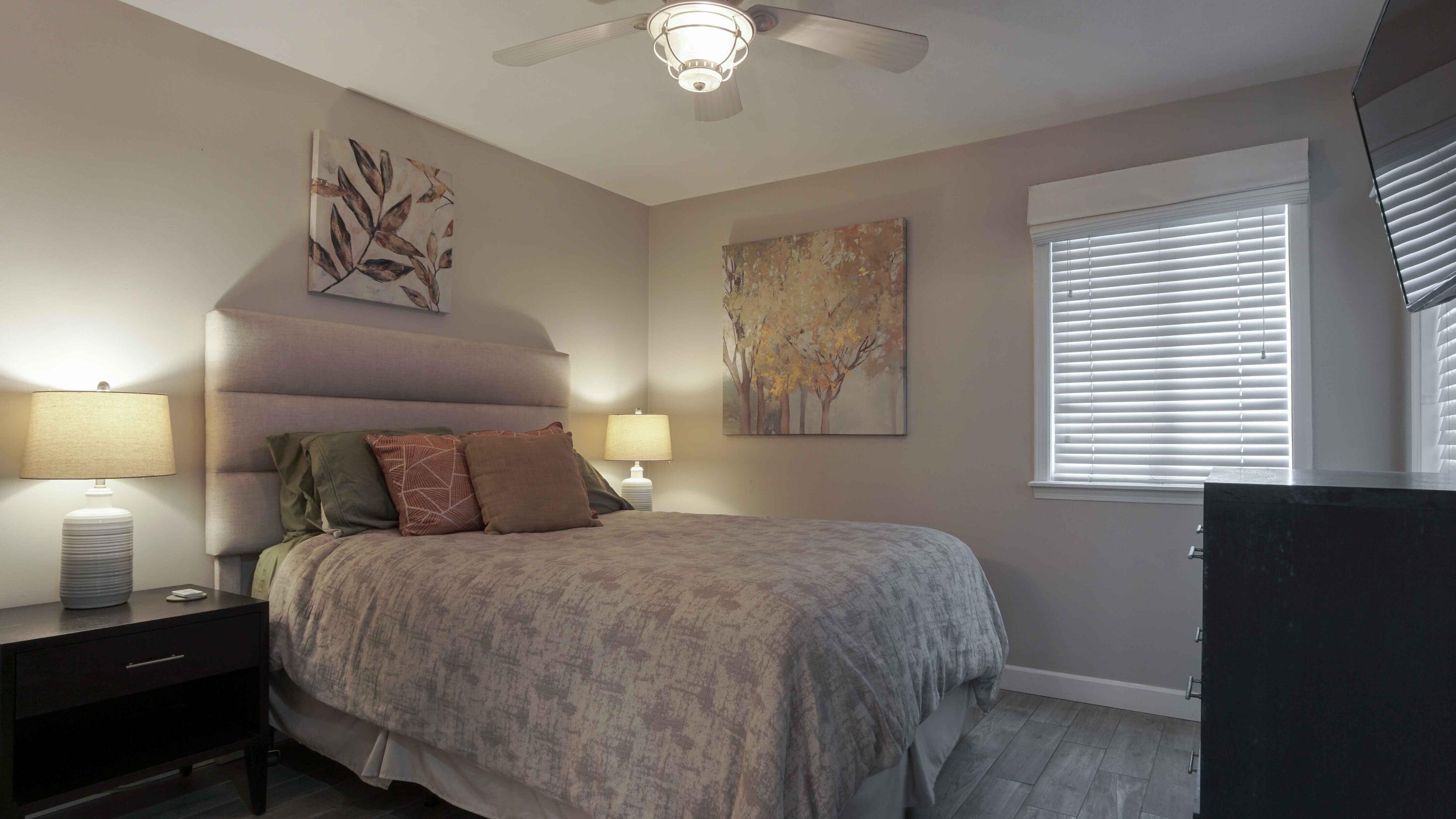 8730 Thomas Drive, 102