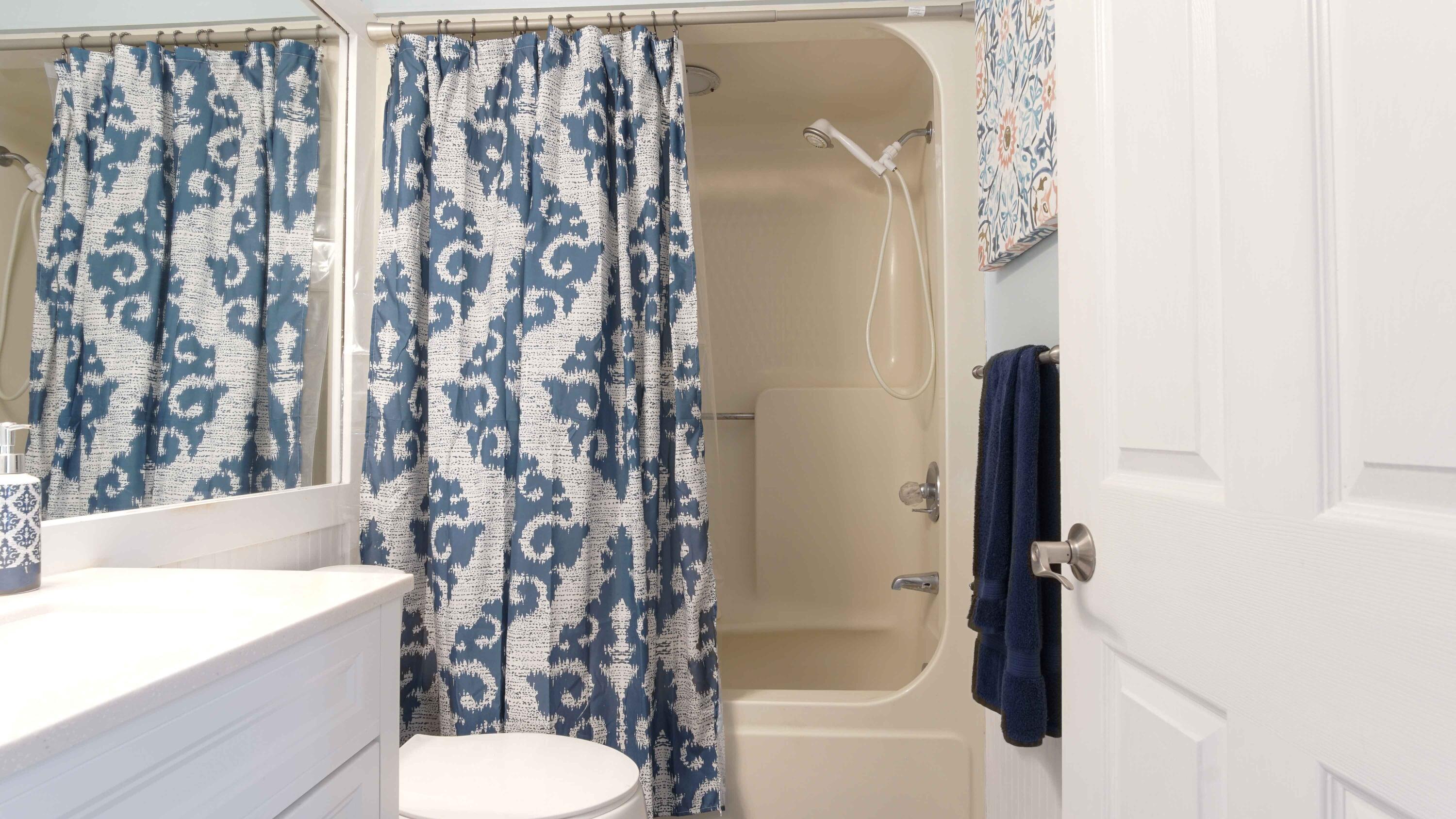 8730 Thomas Drive, 102