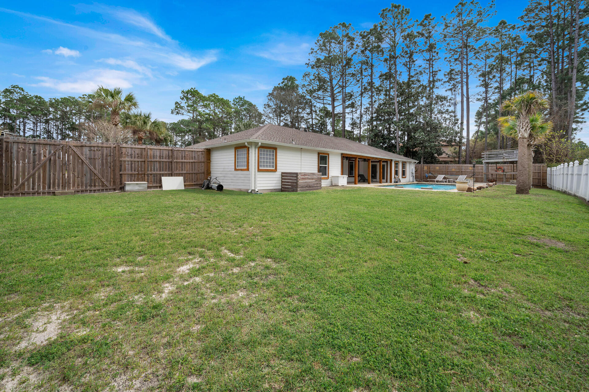 209 Santa Barbara Avenue