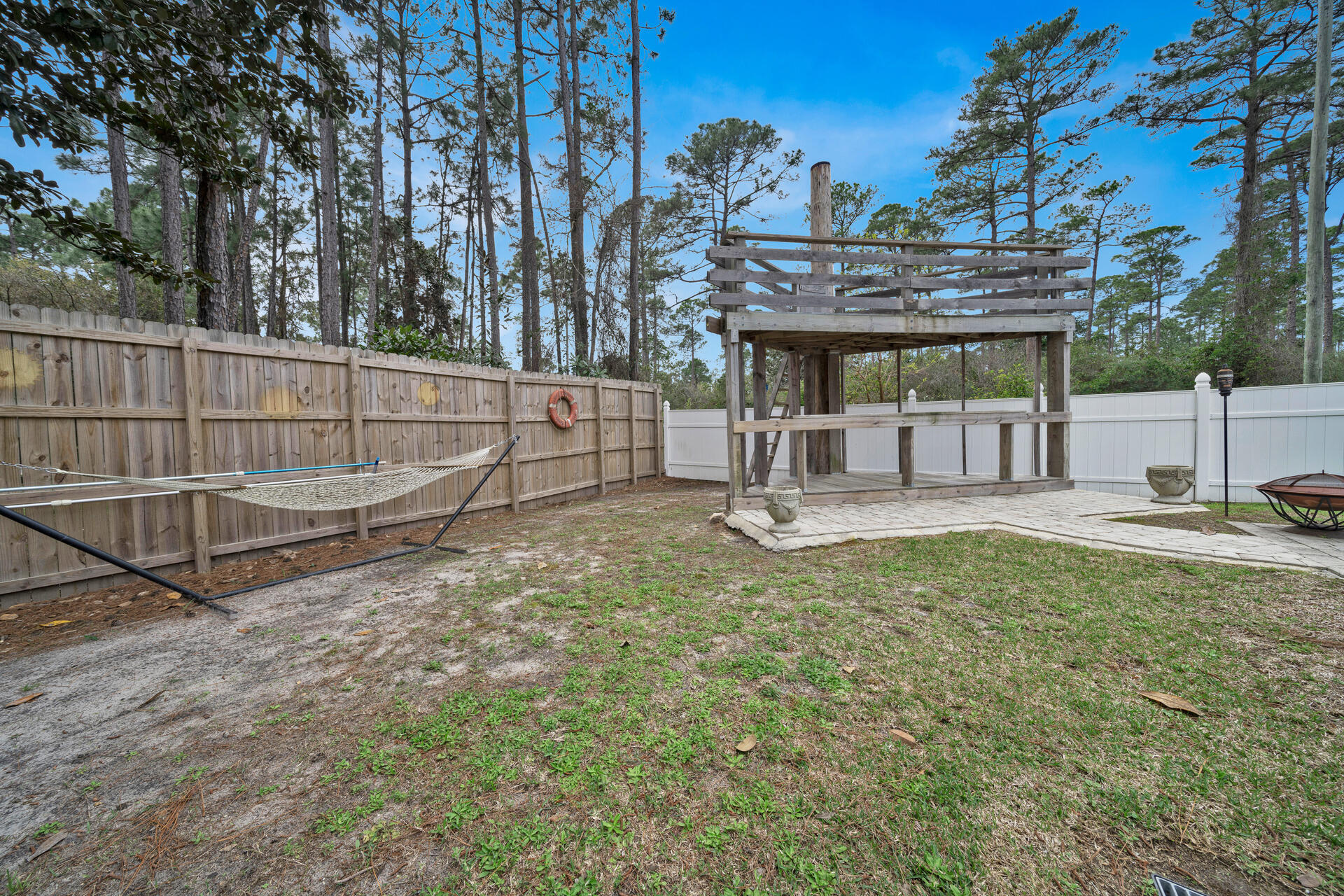 209 Santa Barbara Avenue