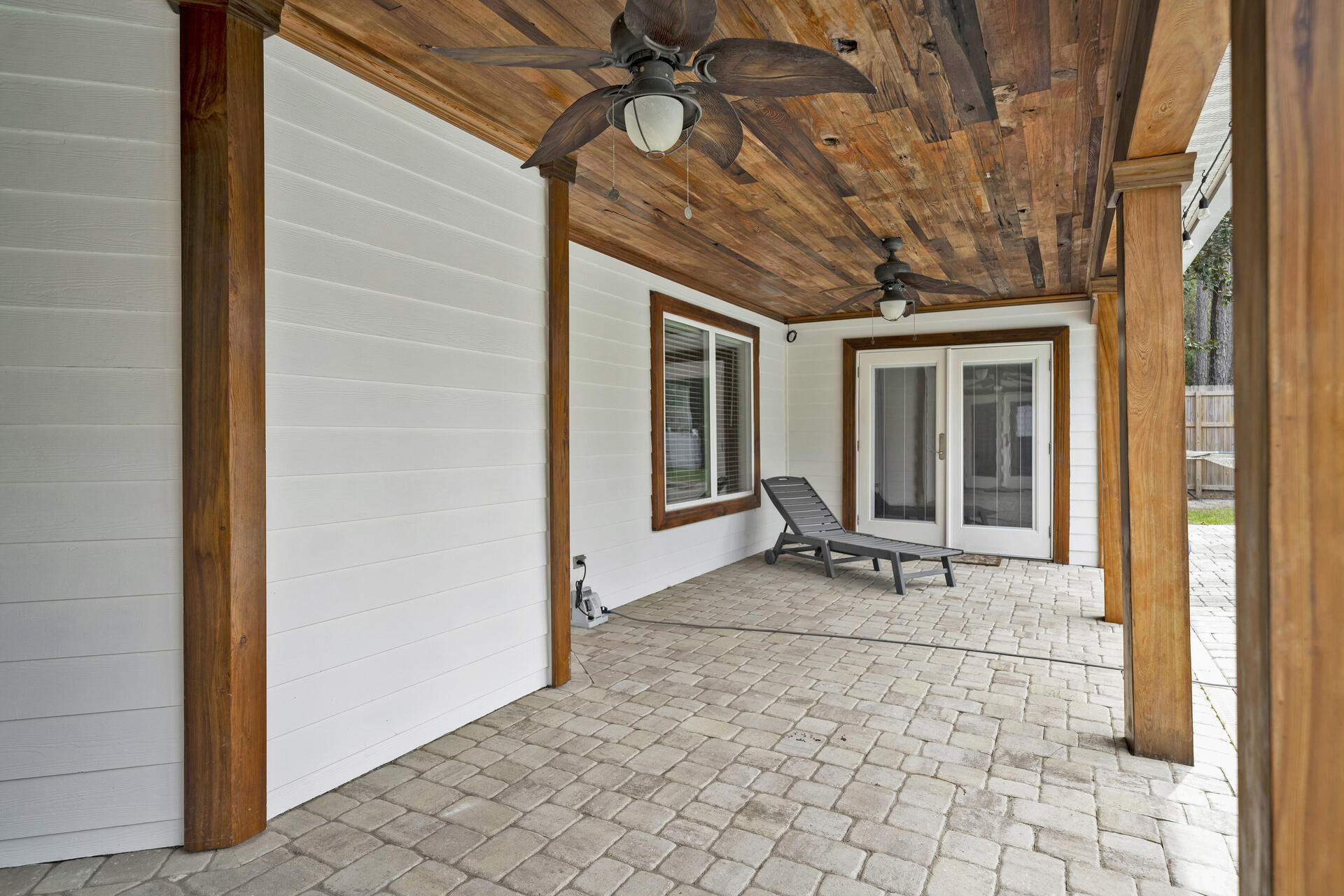 209 Santa Barbara Avenue