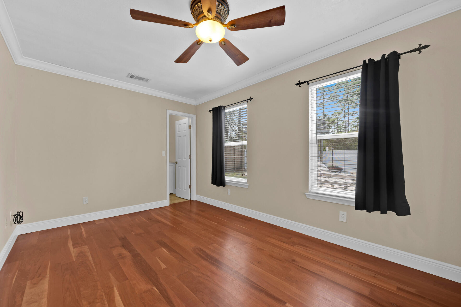 209 Santa Barbara Avenue