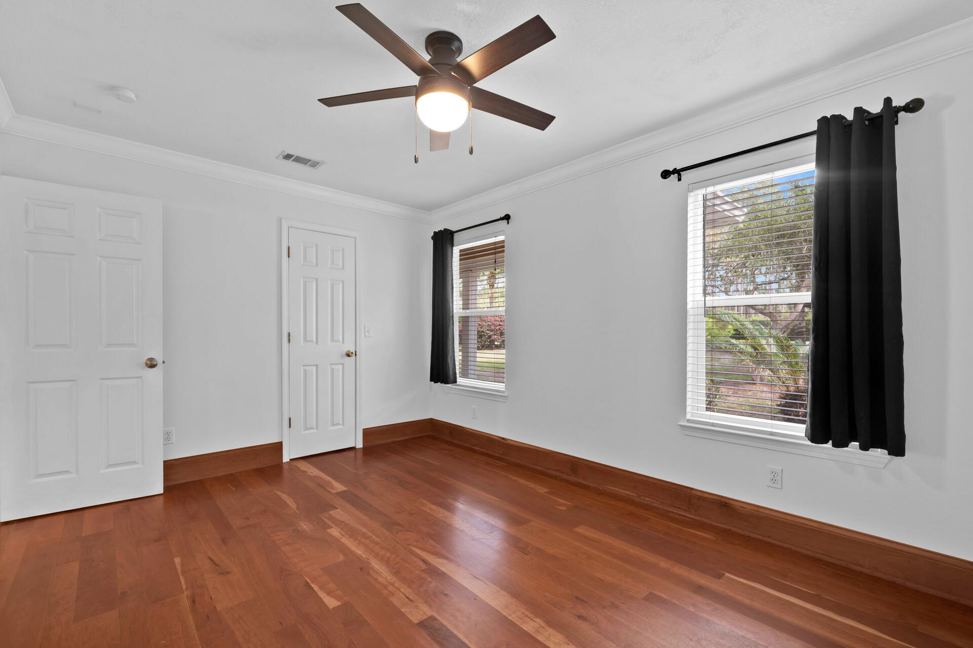 209 Santa Barbara Avenue