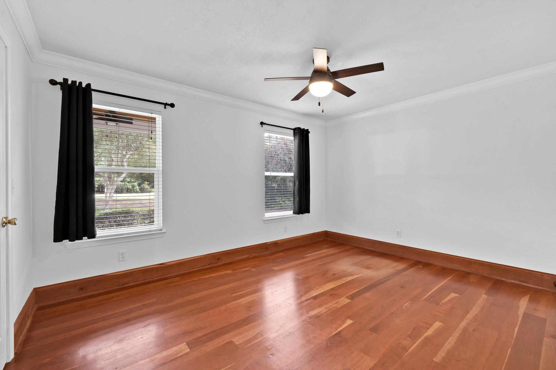 209 Santa Barbara Avenue